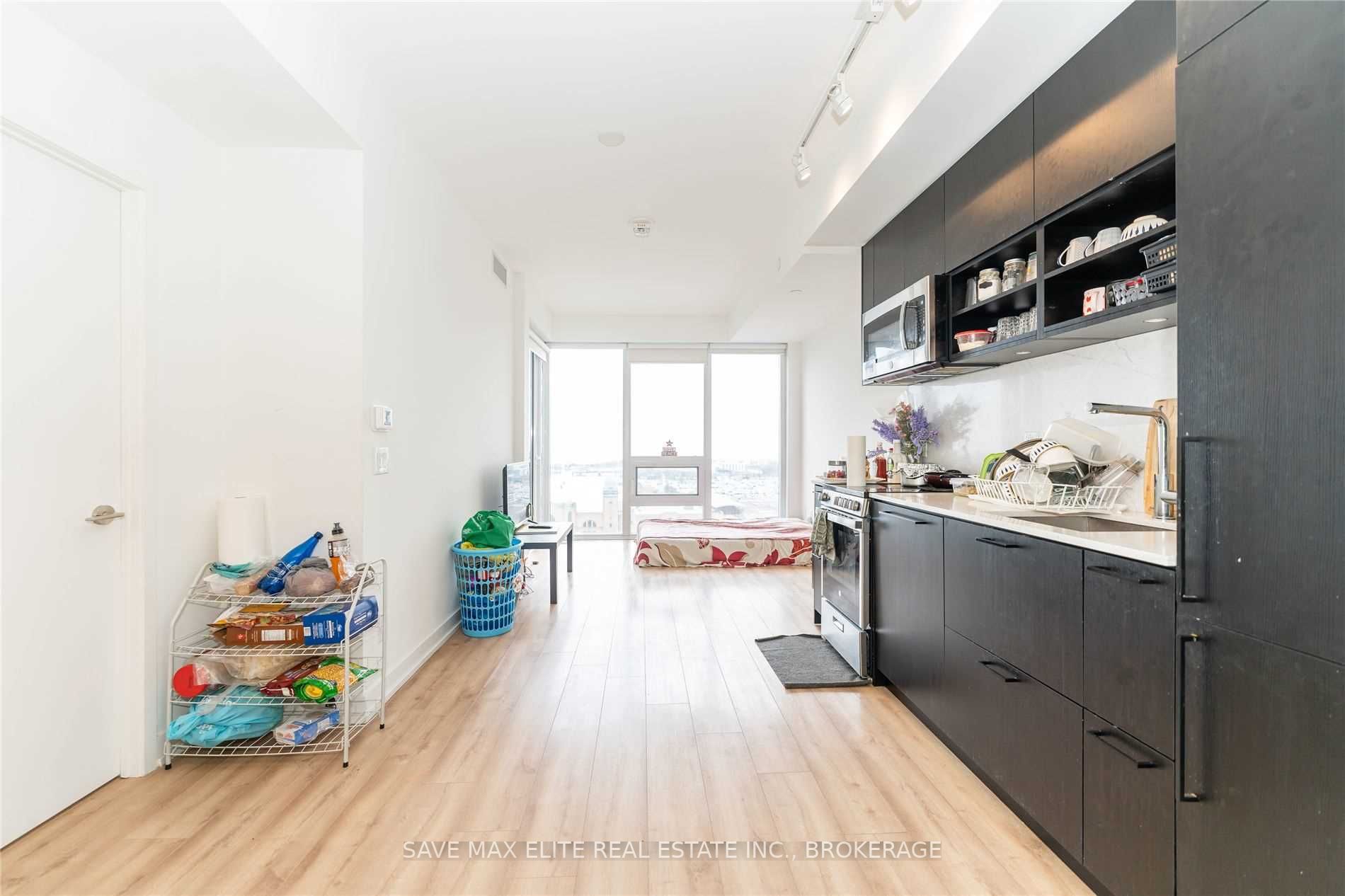 135 East Liberty St, #1202