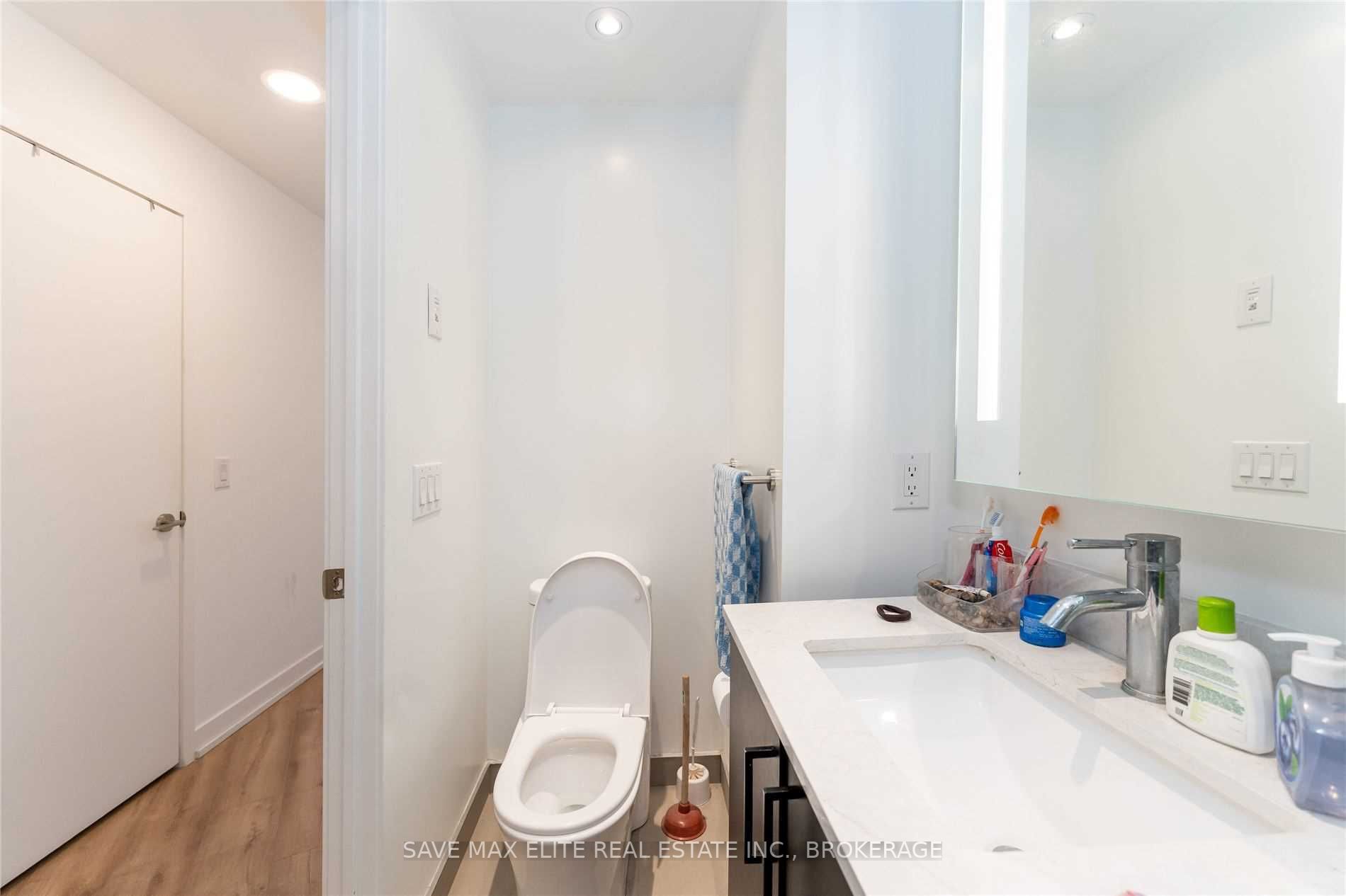 135 East Liberty St, #1202