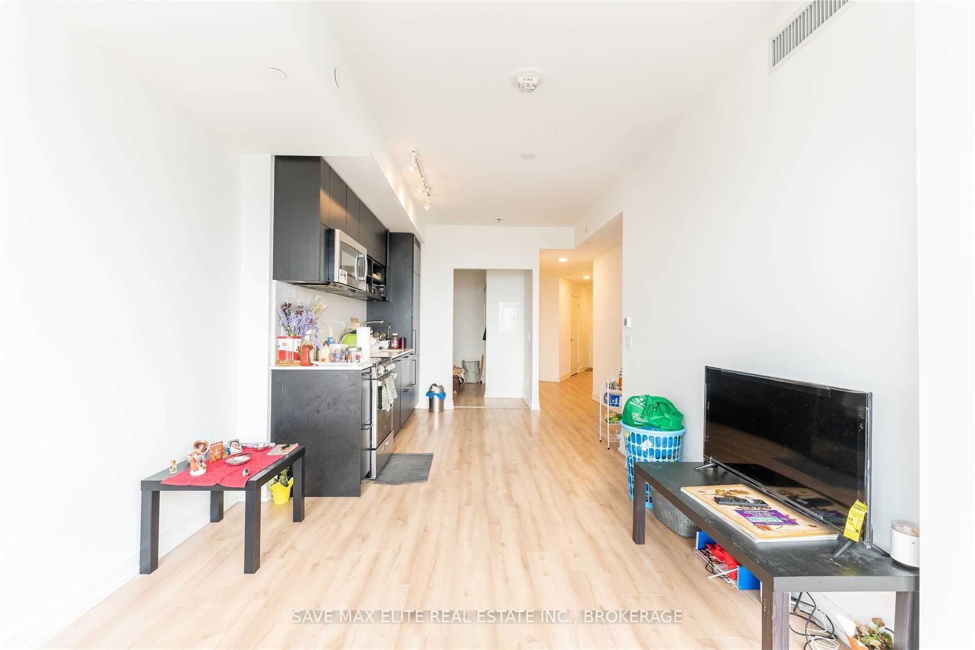 135 East Liberty St, #1202