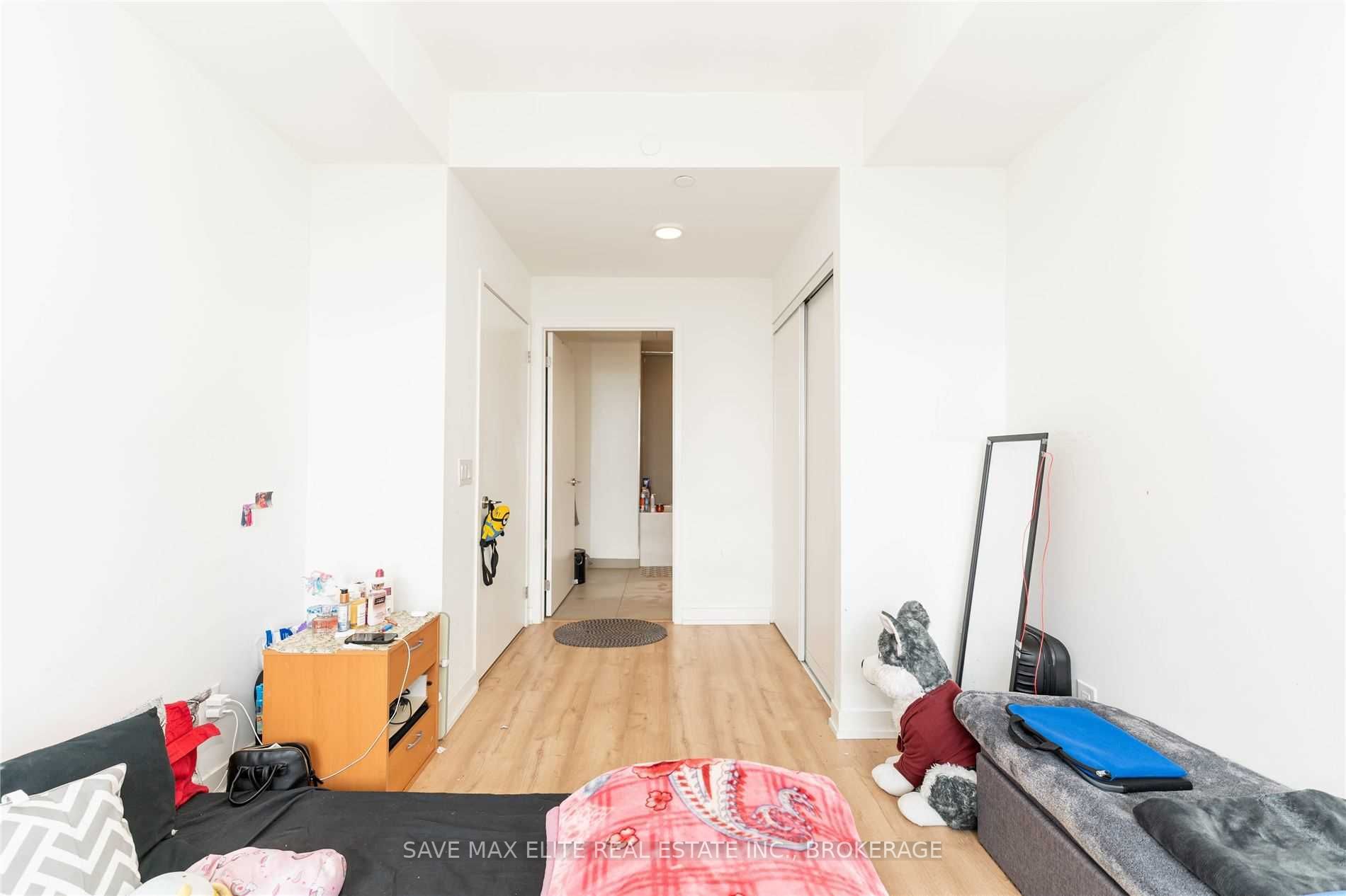 135 East Liberty St, #1202