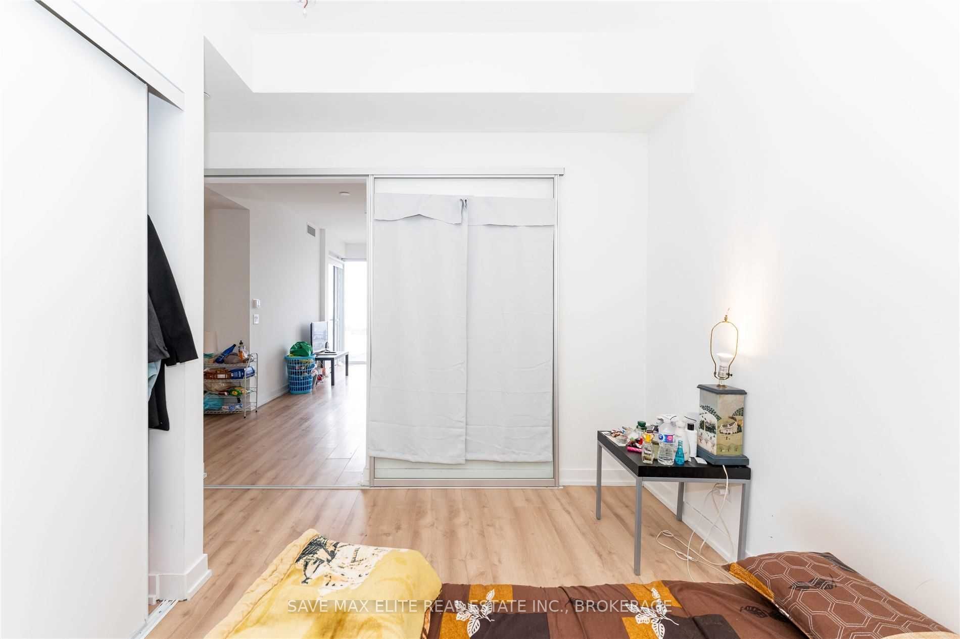 135 East Liberty St, #1202