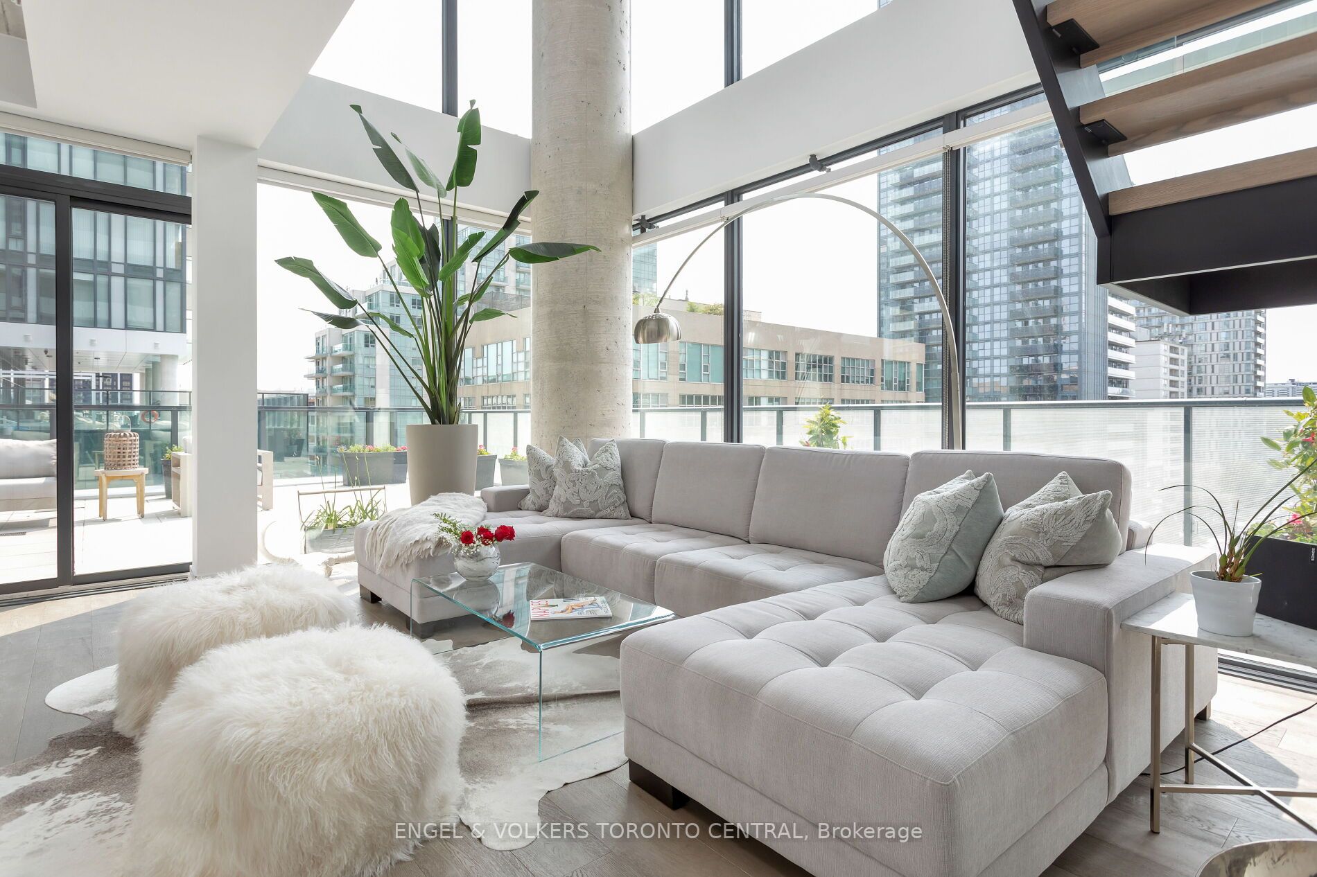 Listing C6046620 - Large Photo # 3
