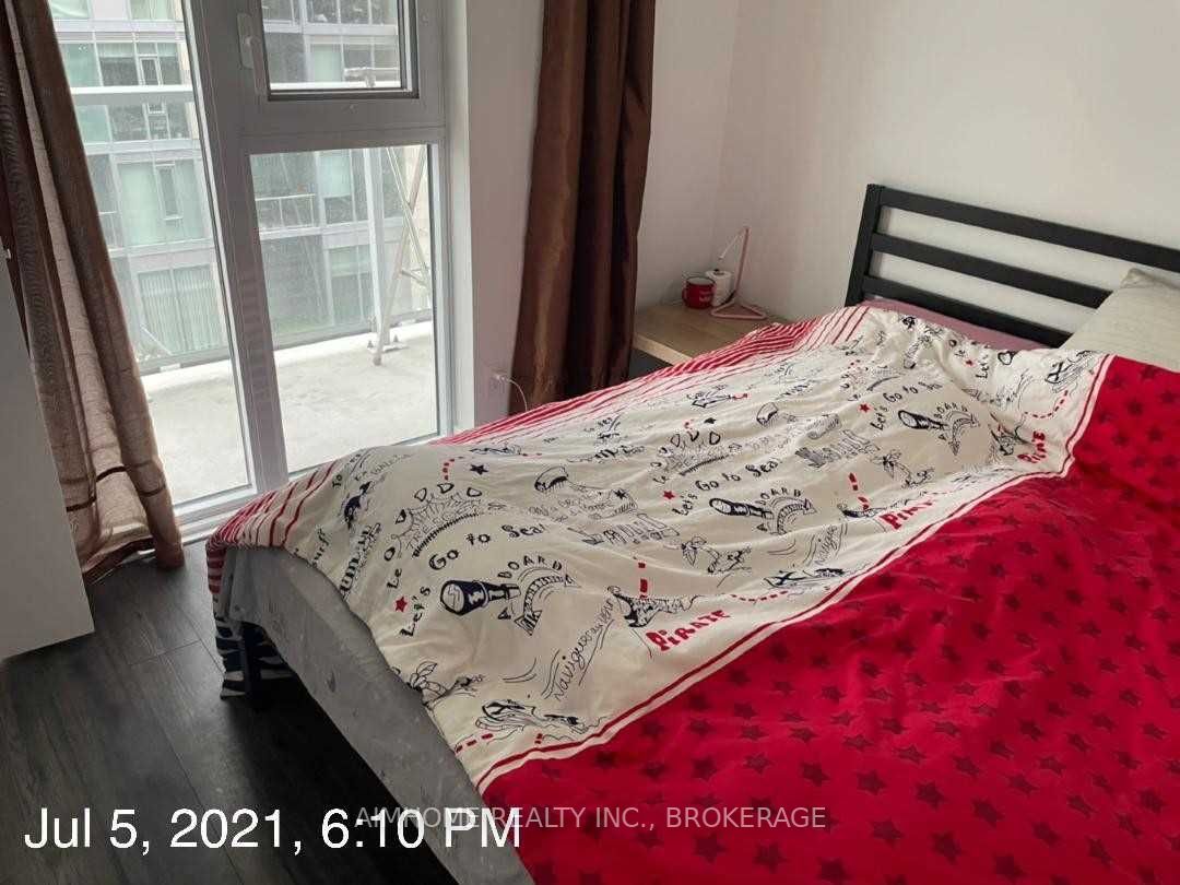 33 Helendale Avenue #601