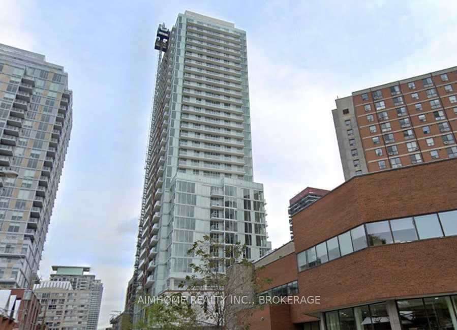 33 Helendale Avenue #601