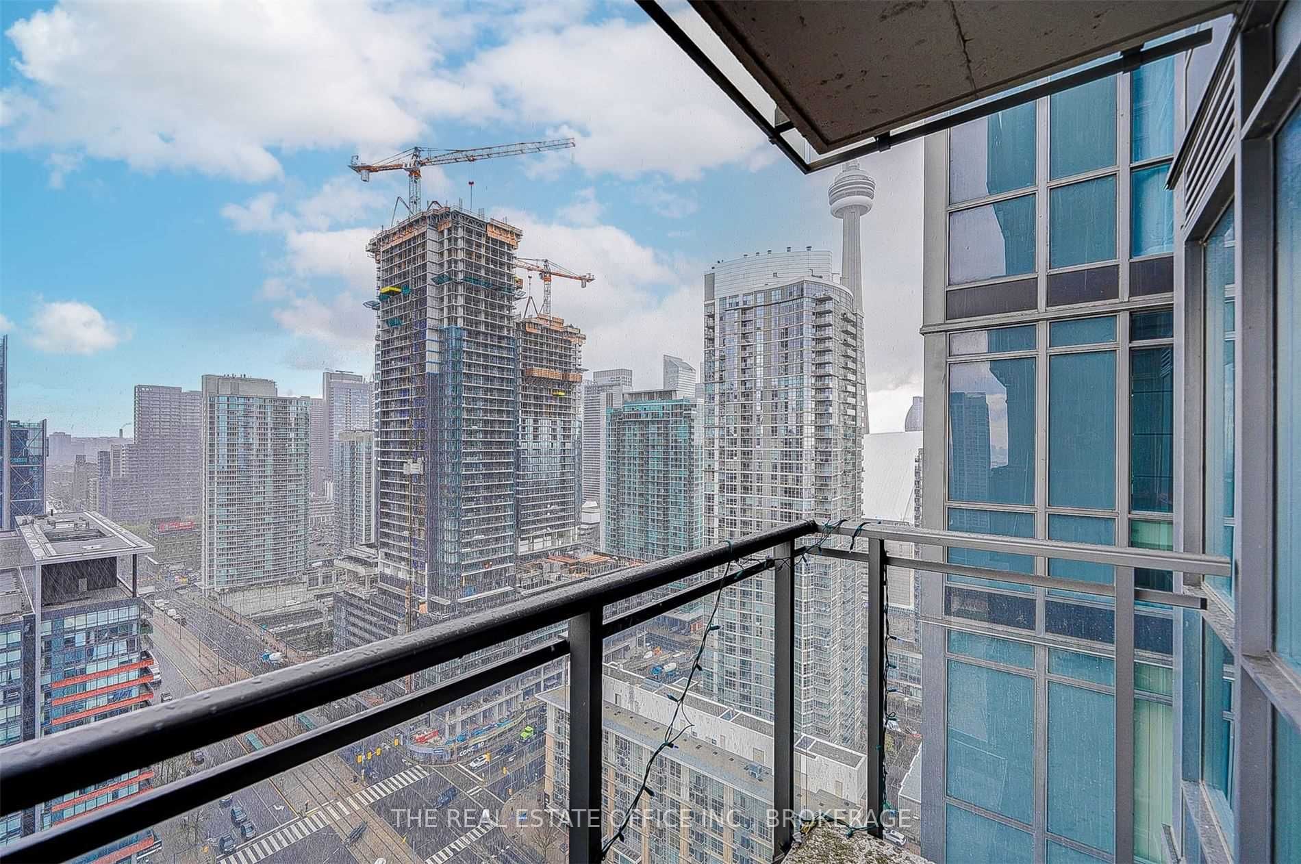 11 Brunel Crt, #3305