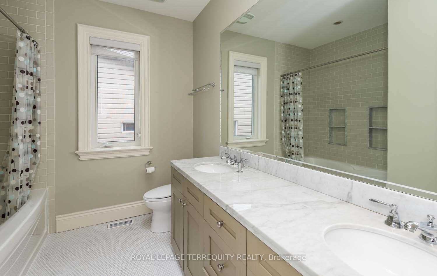 Listing C6047456 - Large Photo # 19