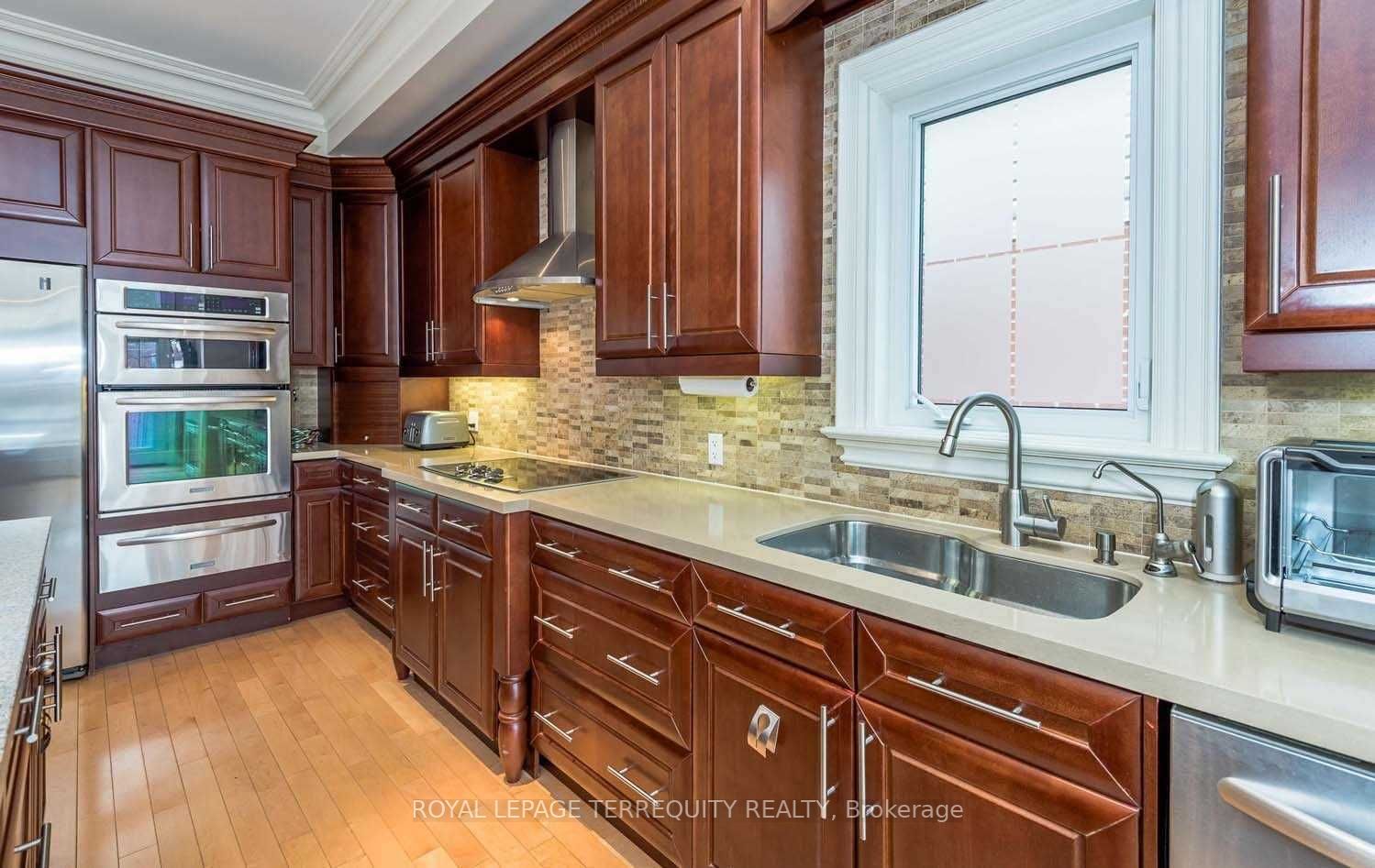 Listing C6047468 - Large Photo # 8