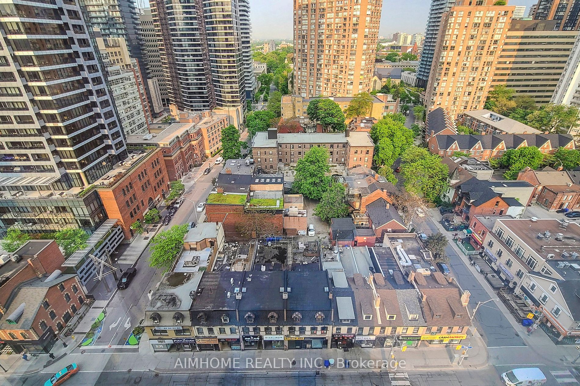 1 Gloucester St, #1816
