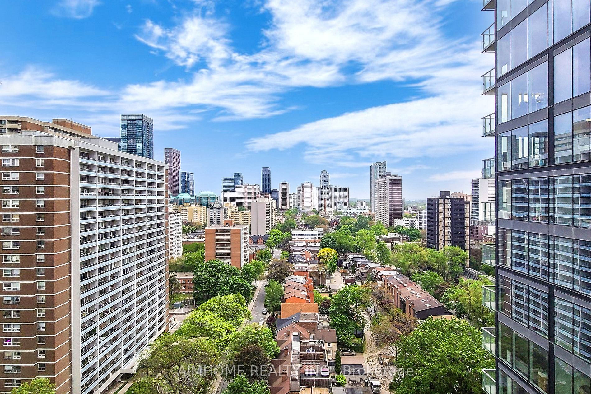 1 Gloucester St, #1816