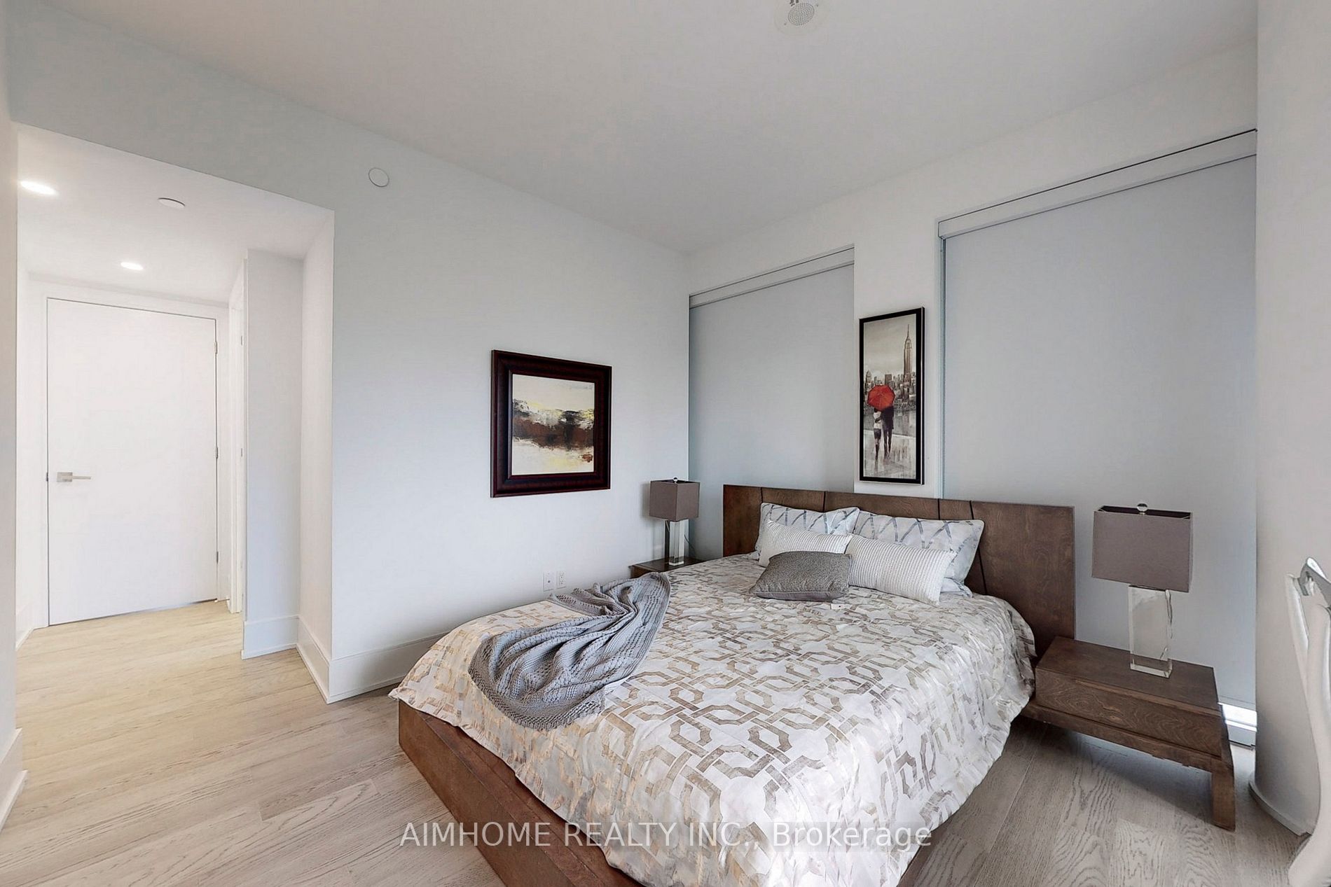 1 Gloucester St, #1816