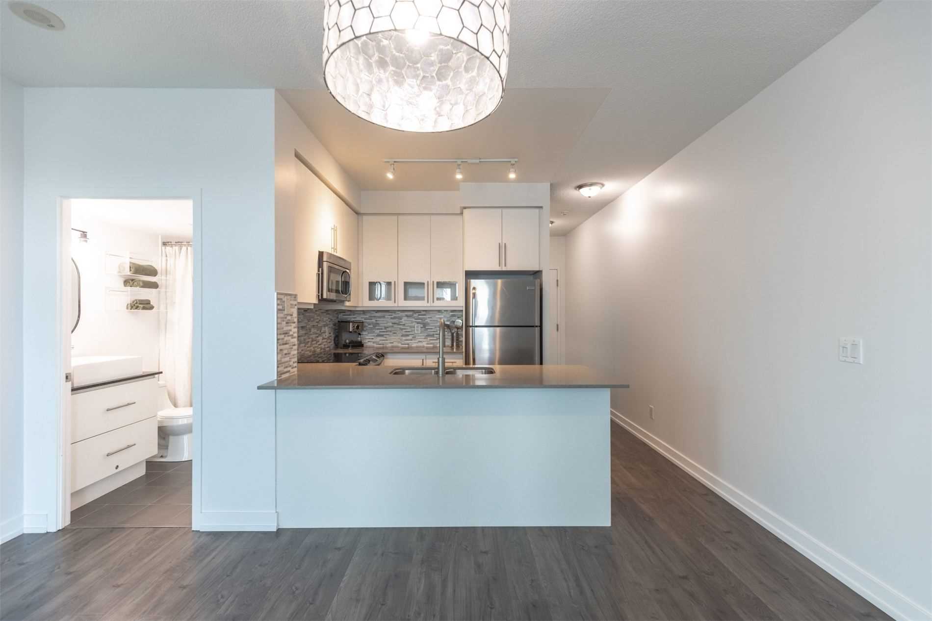 1171 Queen St W, #702