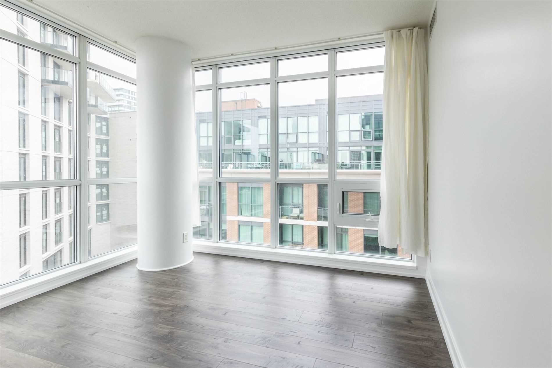 1171 Queen St W, #702