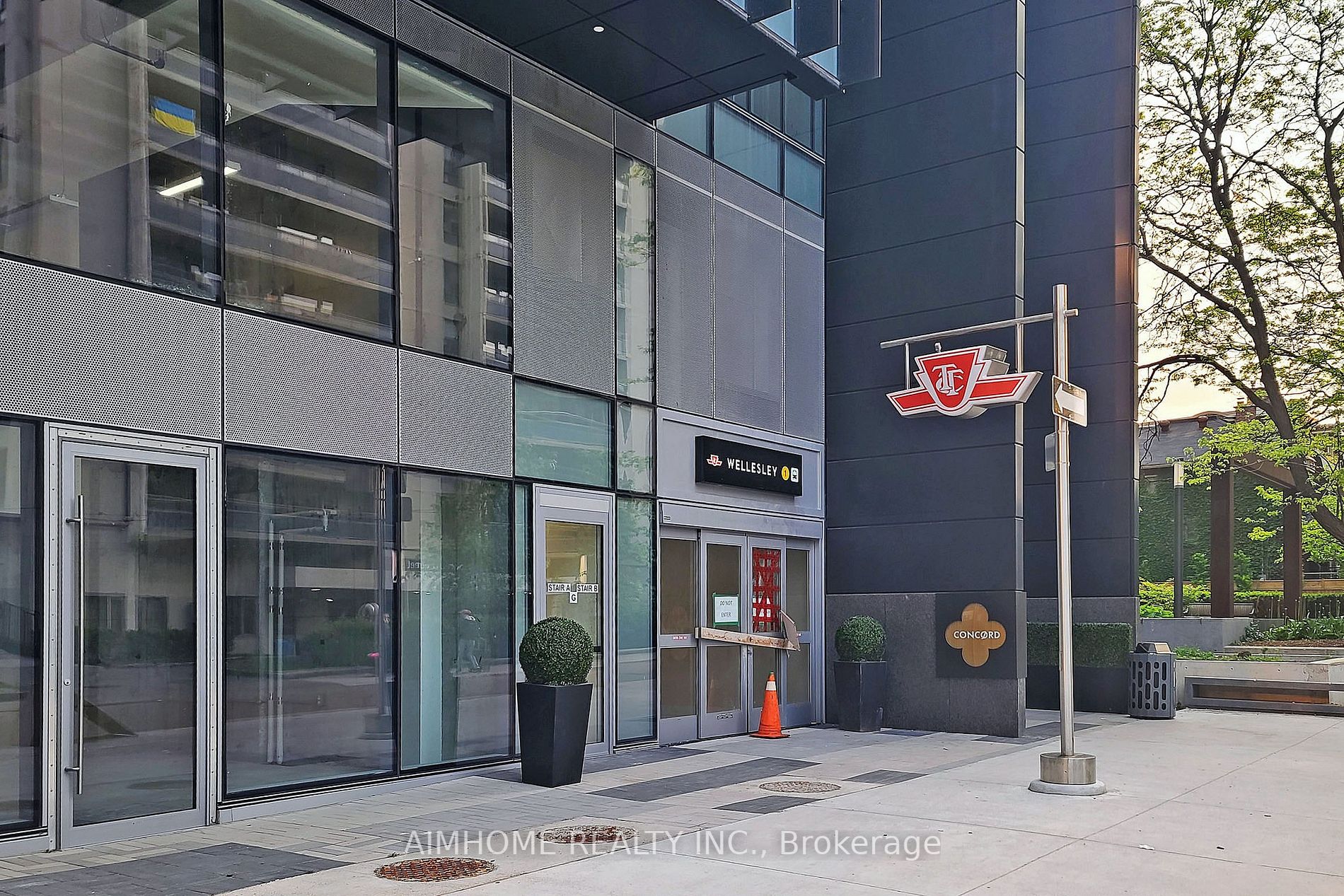 1 Gloucester St, #1815