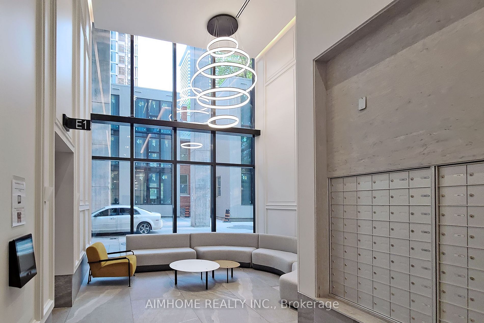 1 Gloucester St, #1815