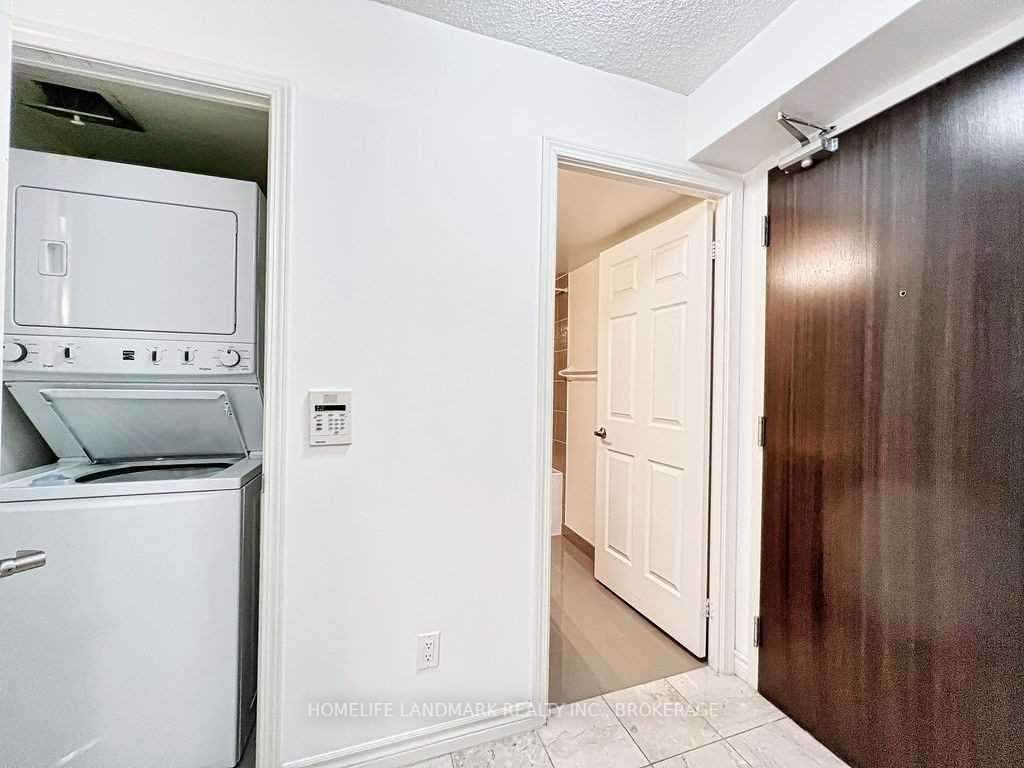 25 Lower Simcoe St, #1219