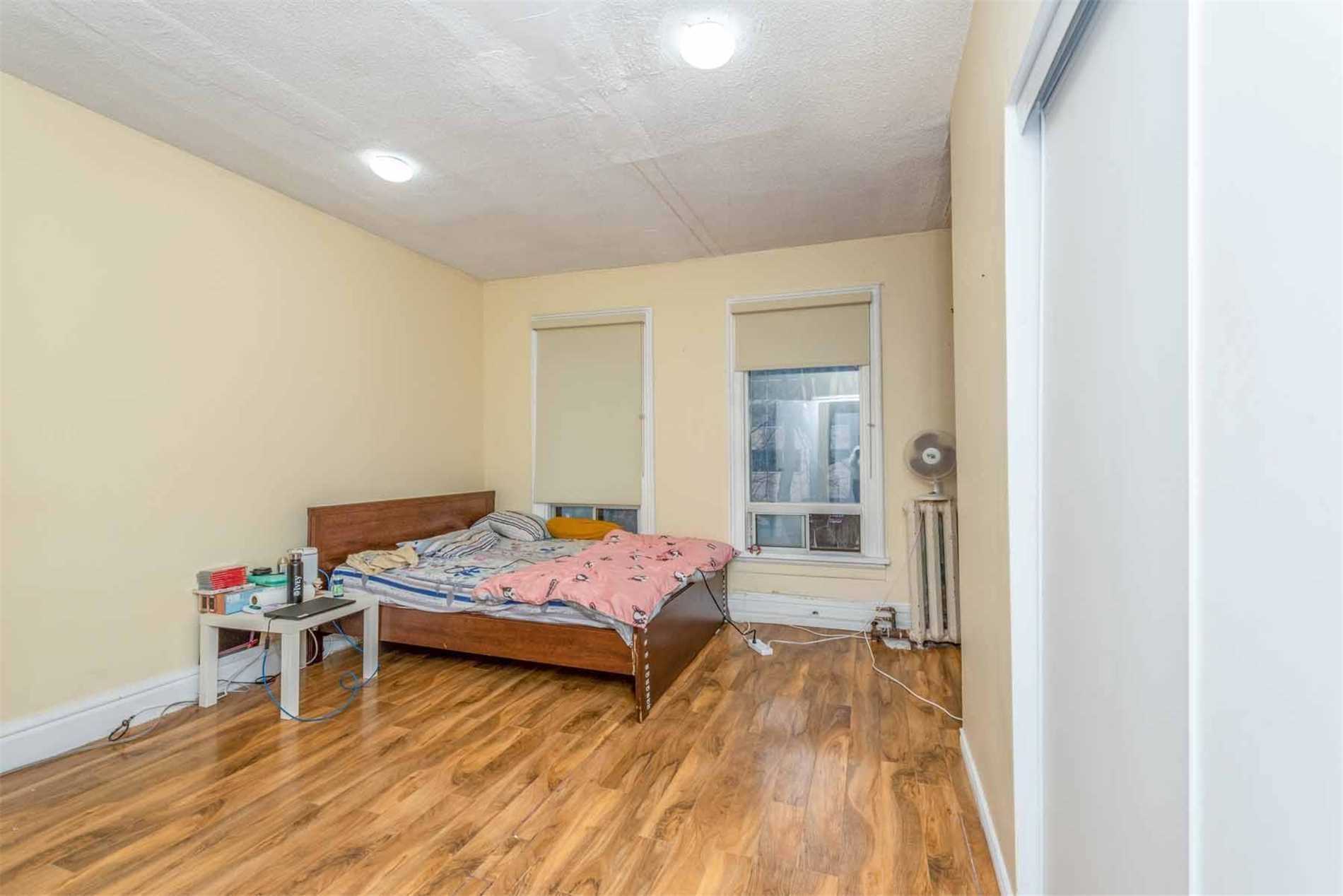 59 Homewood Ave