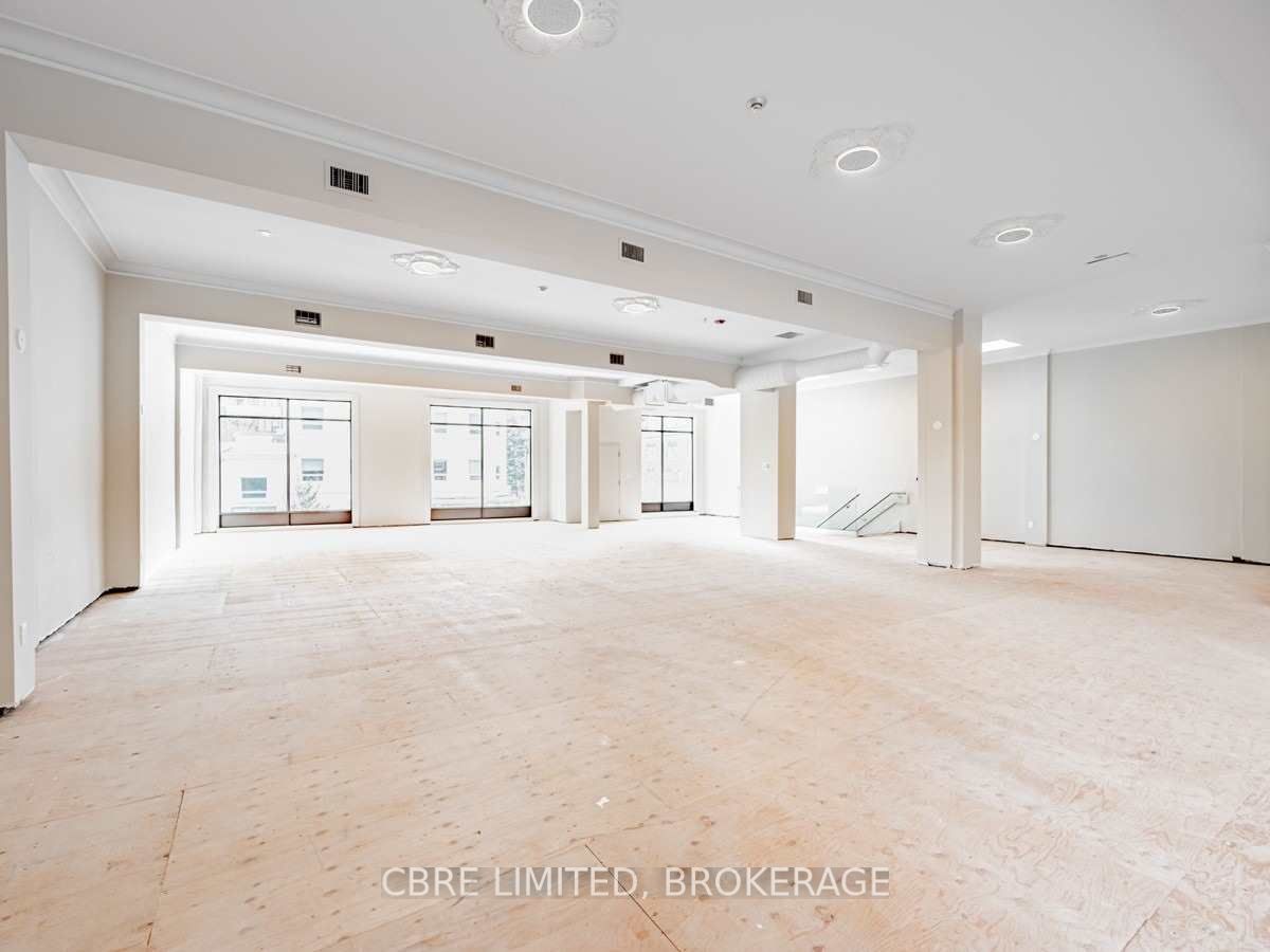 2464 Yonge St, #2nd Flr