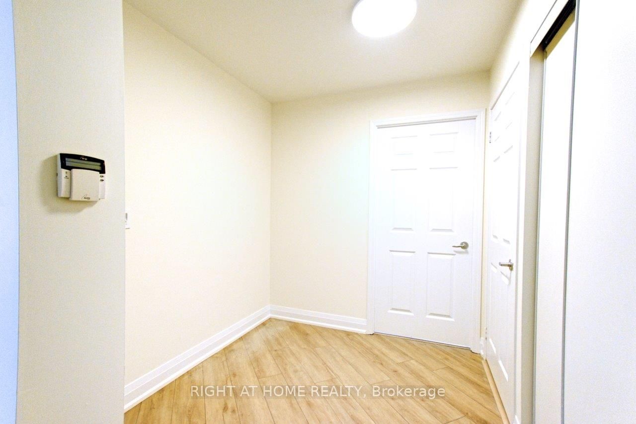 Listing C6048604 - Large Photo # 12