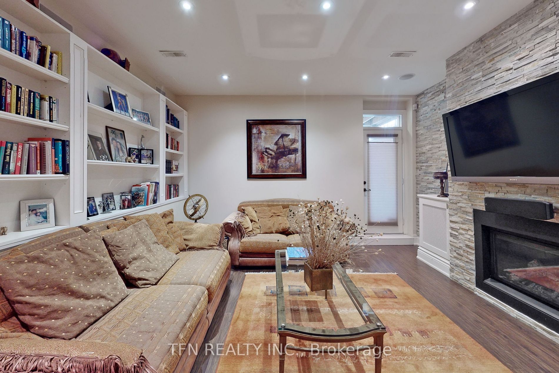 Listing C6048616 - Large Photo # 29
