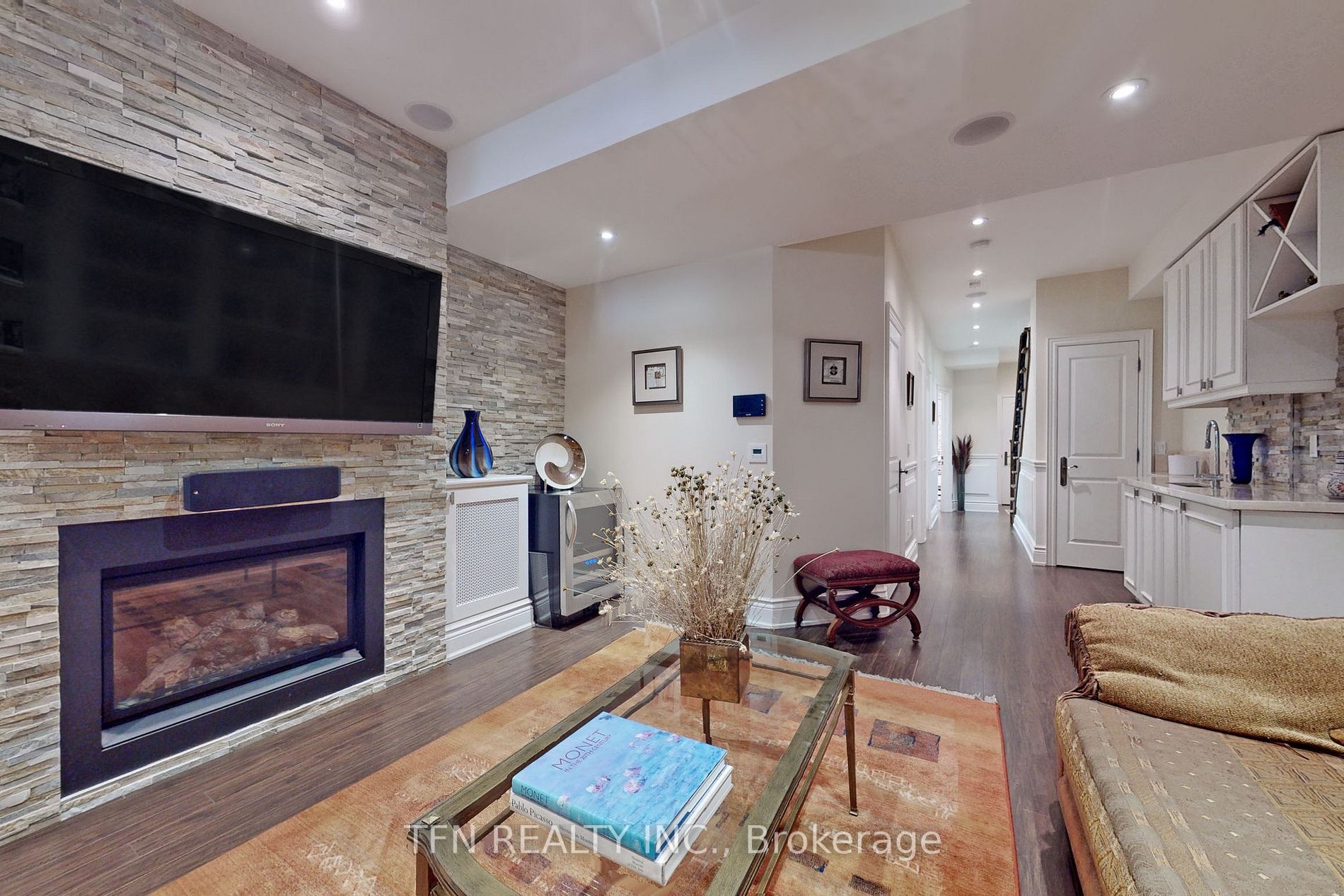 Listing C6048616 - Large Photo # 32
