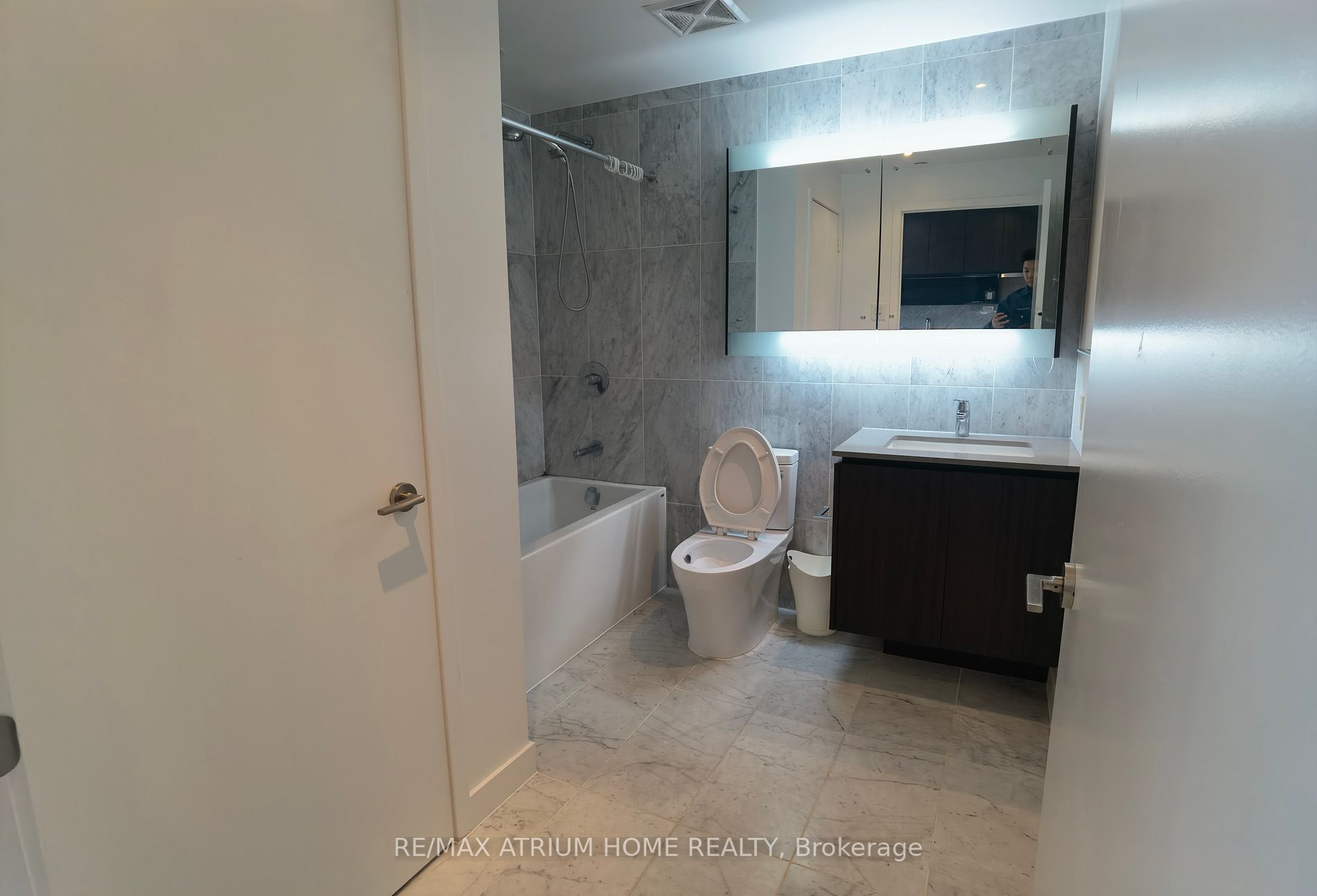 Listing C6048652 - Large Photo # 7