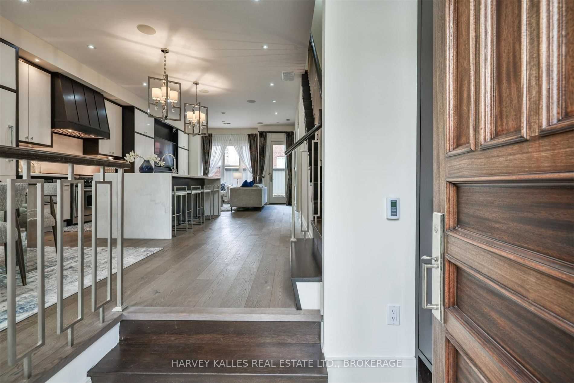 9 Dunvegan Rd