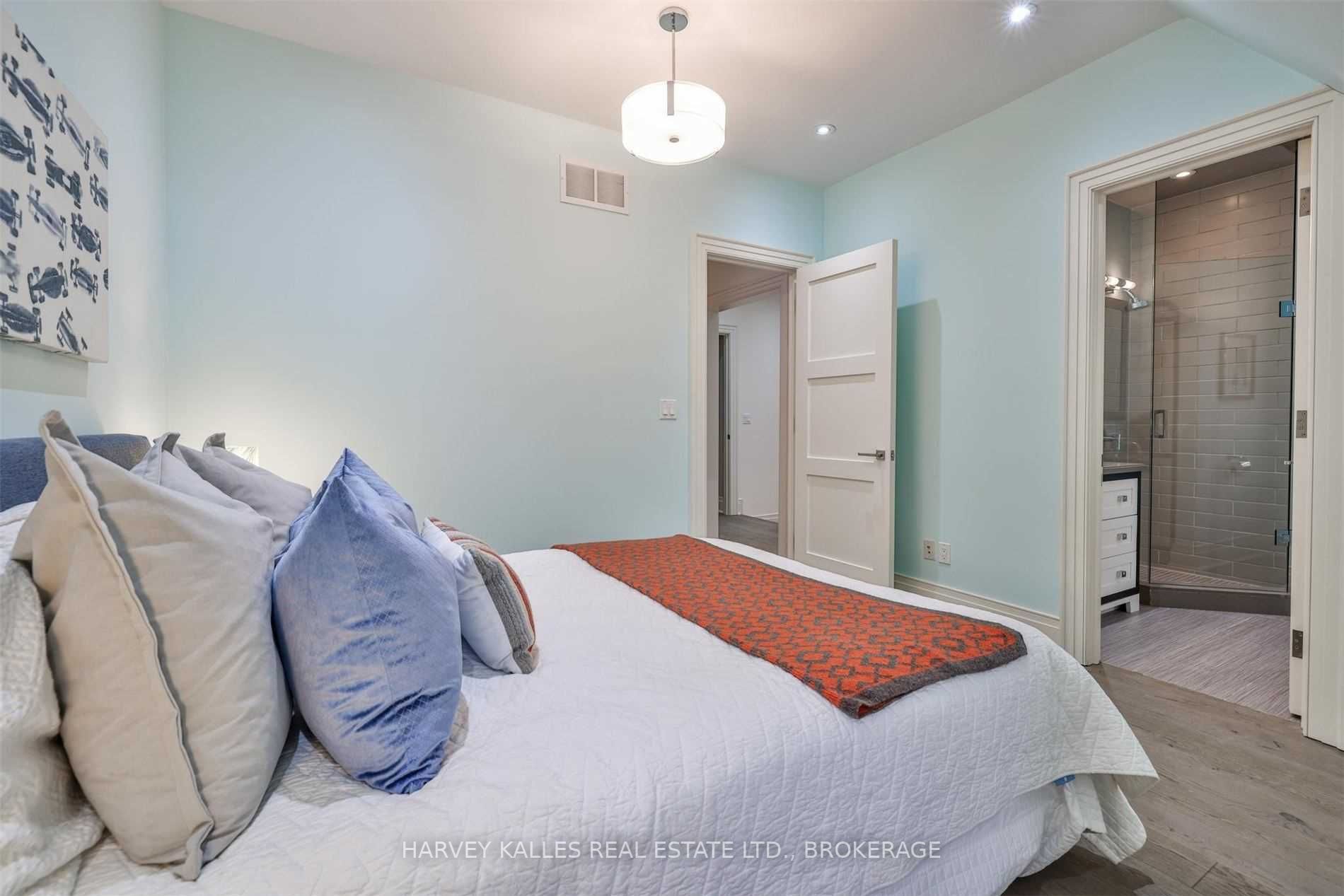 9 Dunvegan Rd