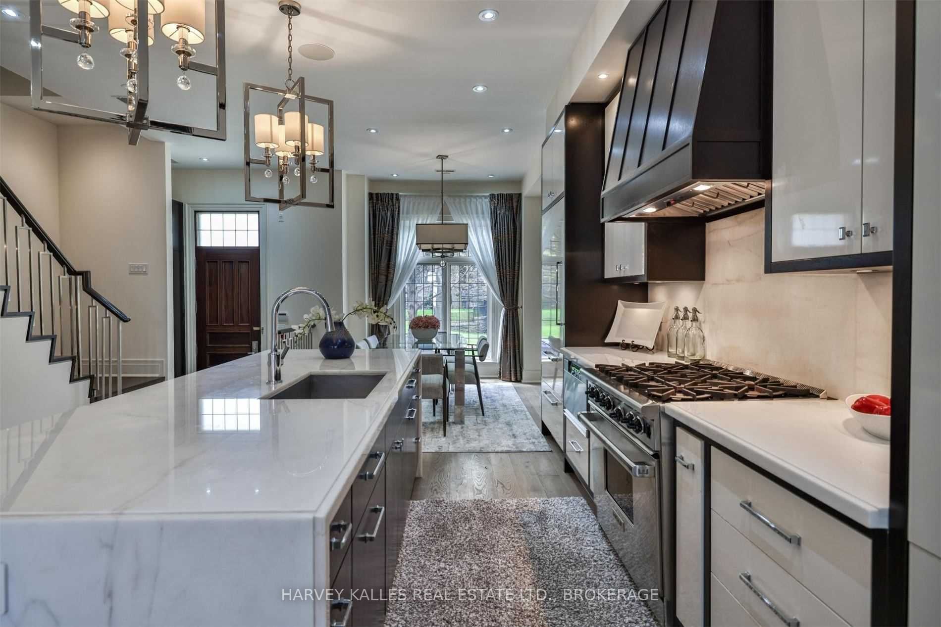 9 Dunvegan Rd
