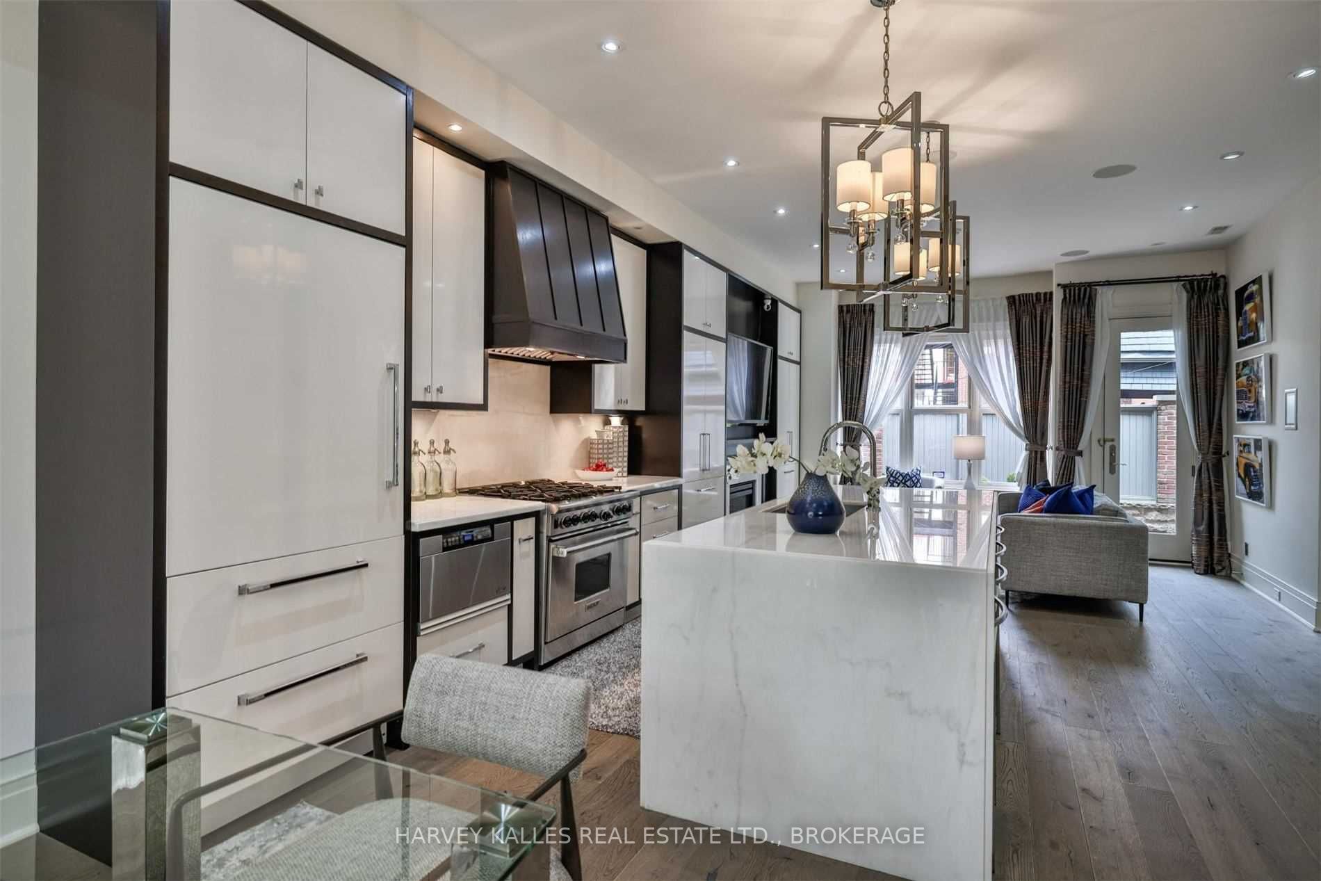 9 Dunvegan Rd