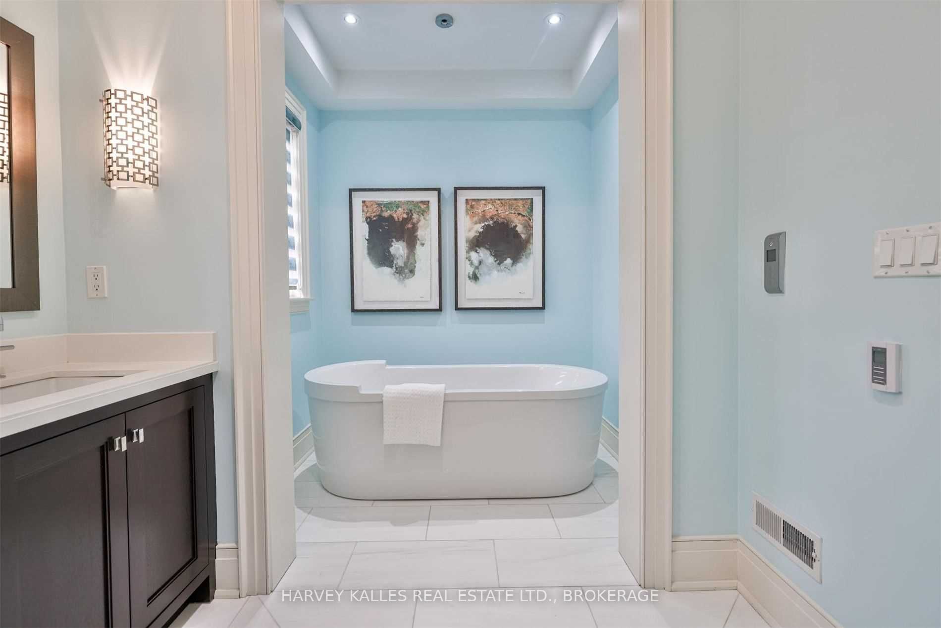 9 Dunvegan Rd