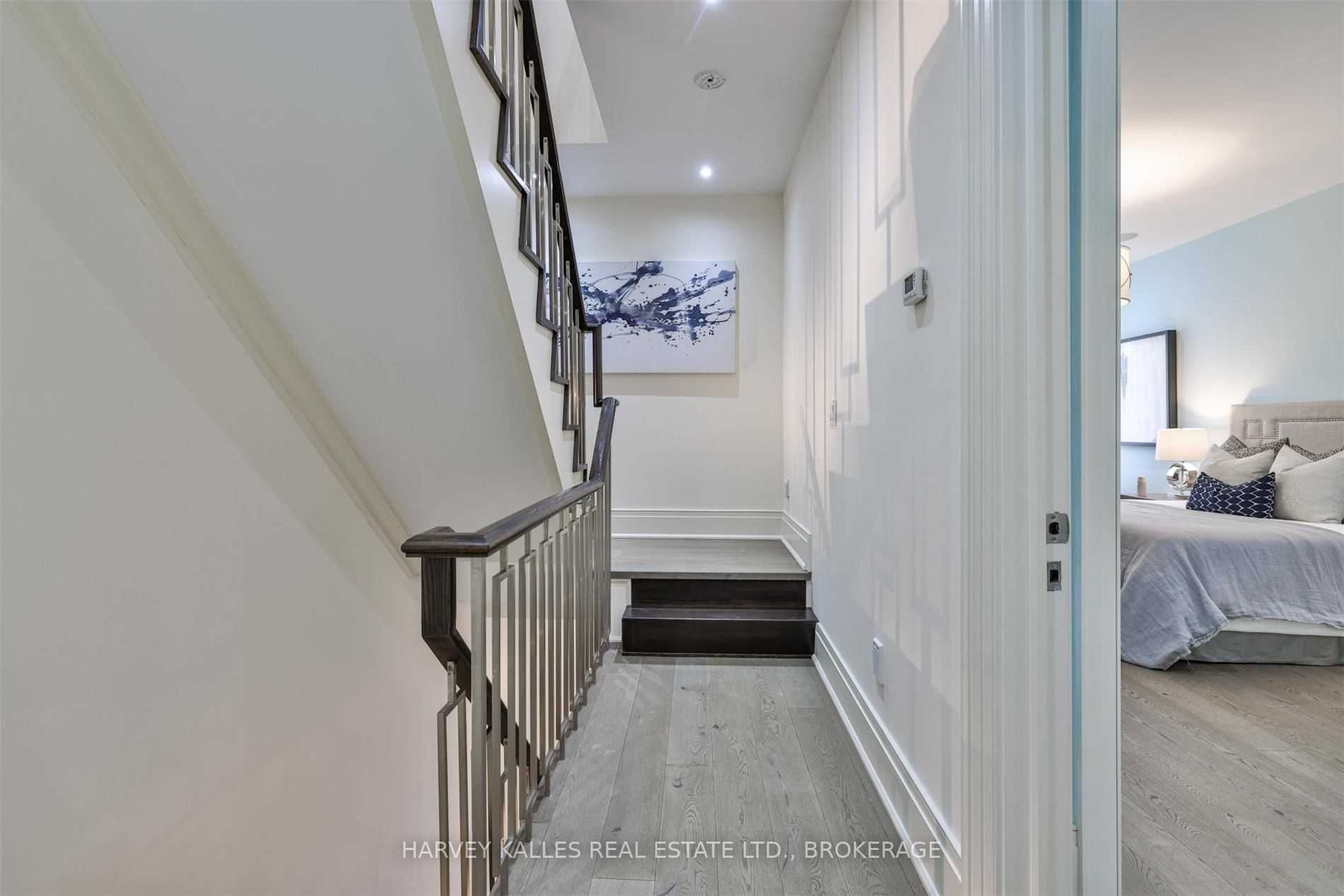 9 Dunvegan Rd