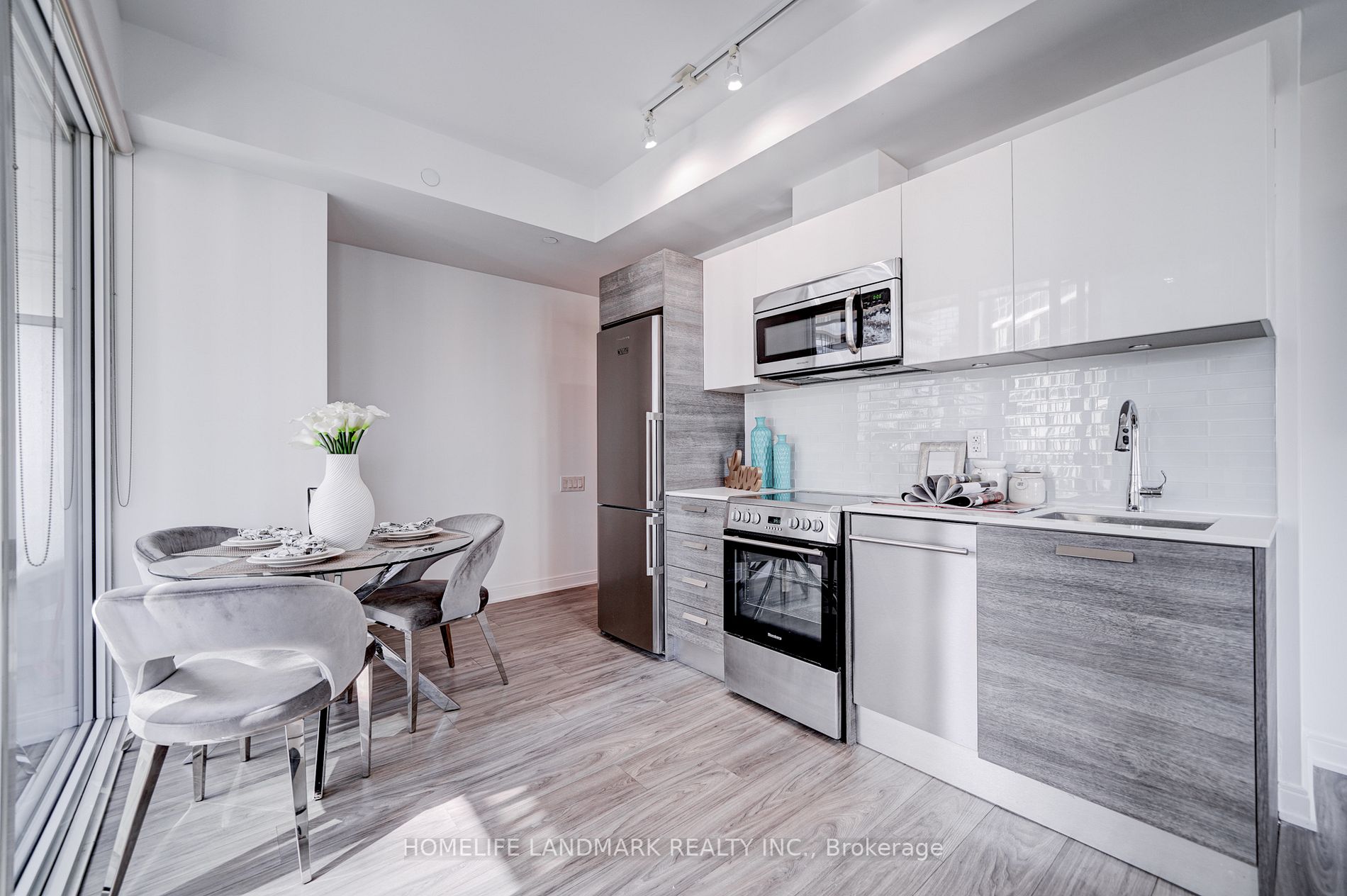 Listing C6048760 - Large Photo # 12