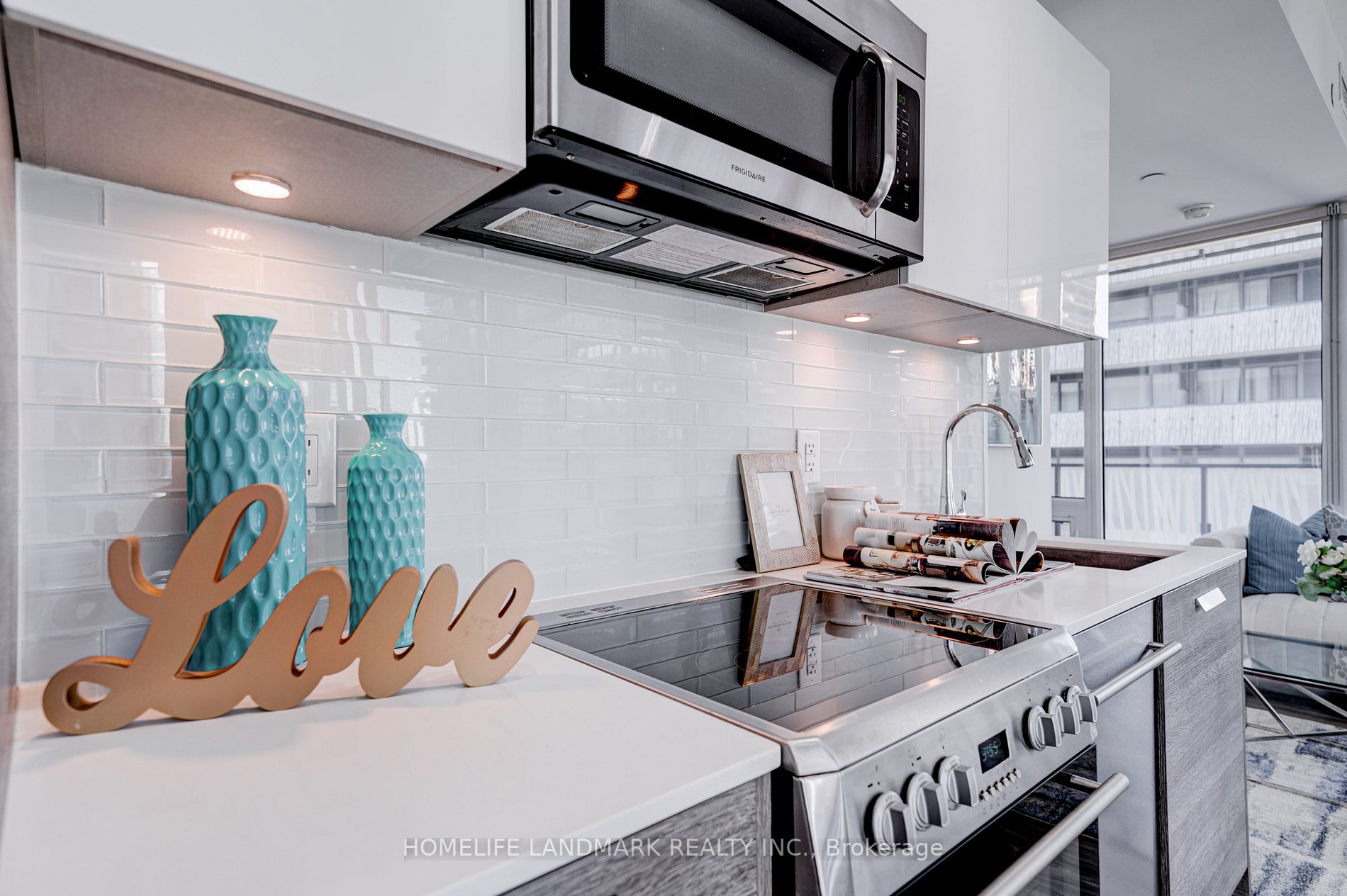 Listing C6048760 - Large Photo # 19
