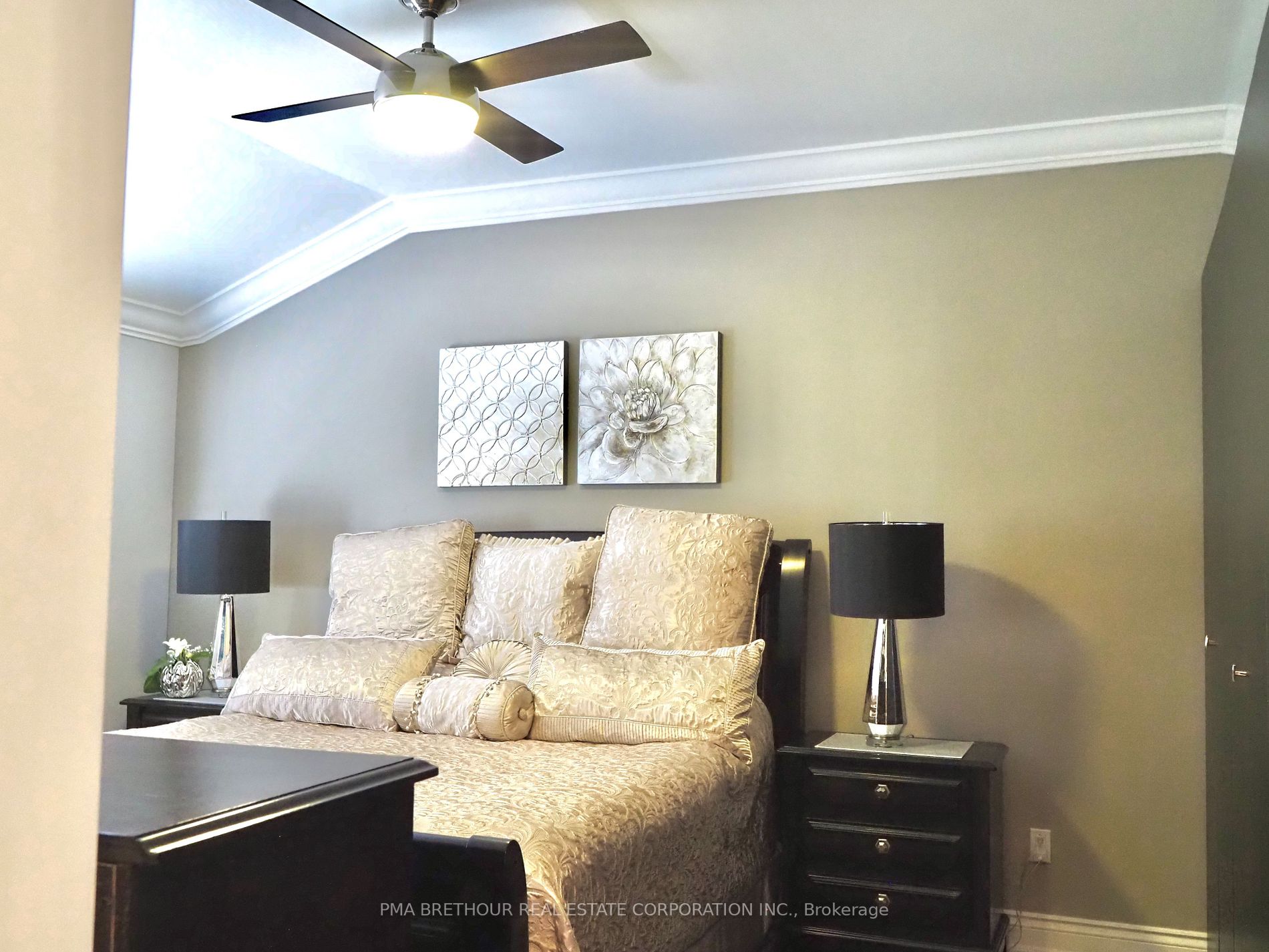 Listing C6048900 - Large Photo # 19