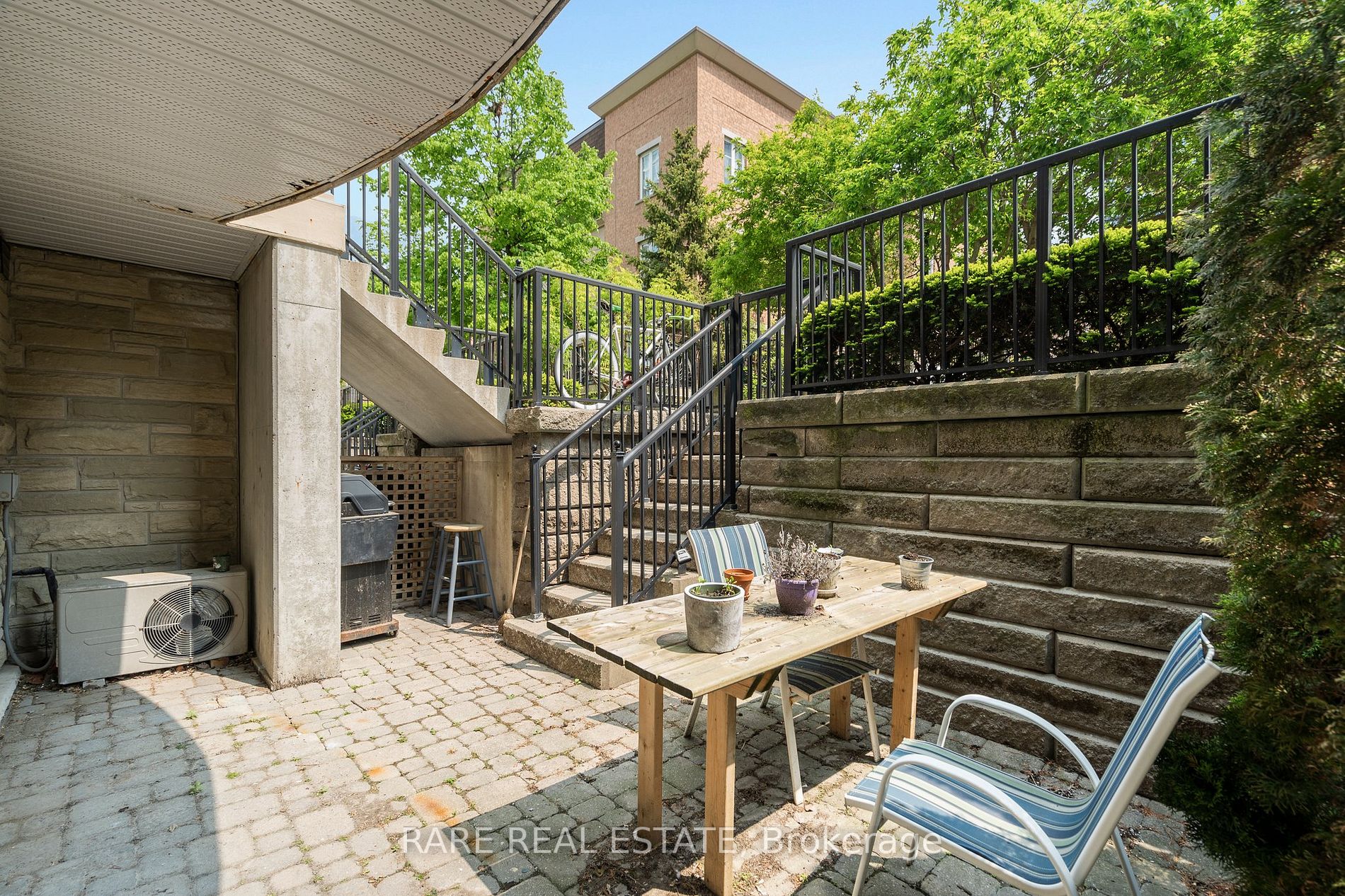 Listing C6049200 - Large Photo # 2