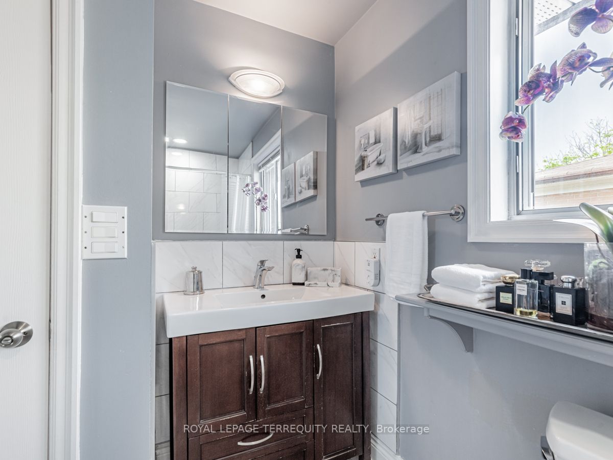 Listing C6049452 - Large Photo # 17