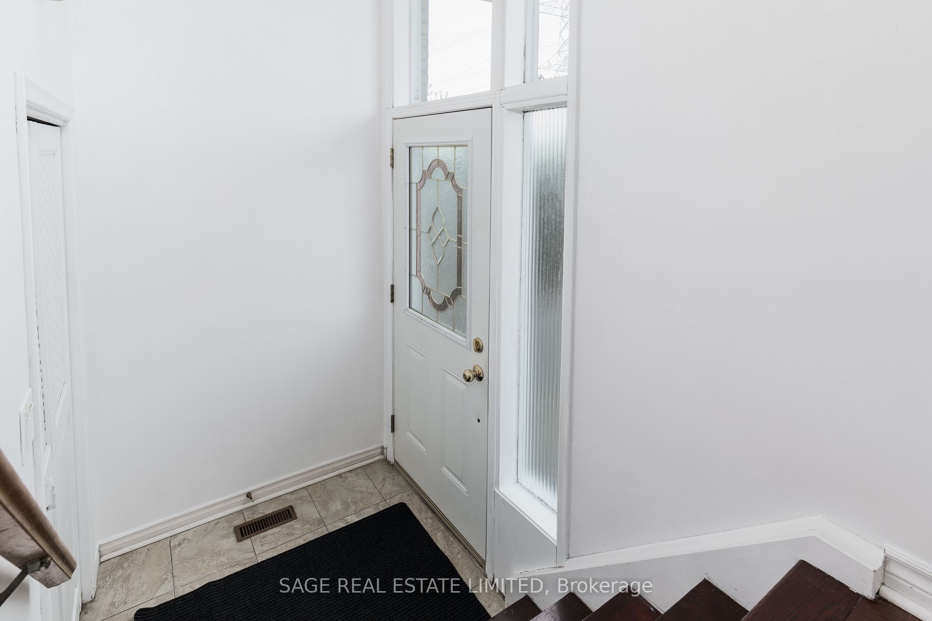 Listing C6049456 - Large Photo # 14
