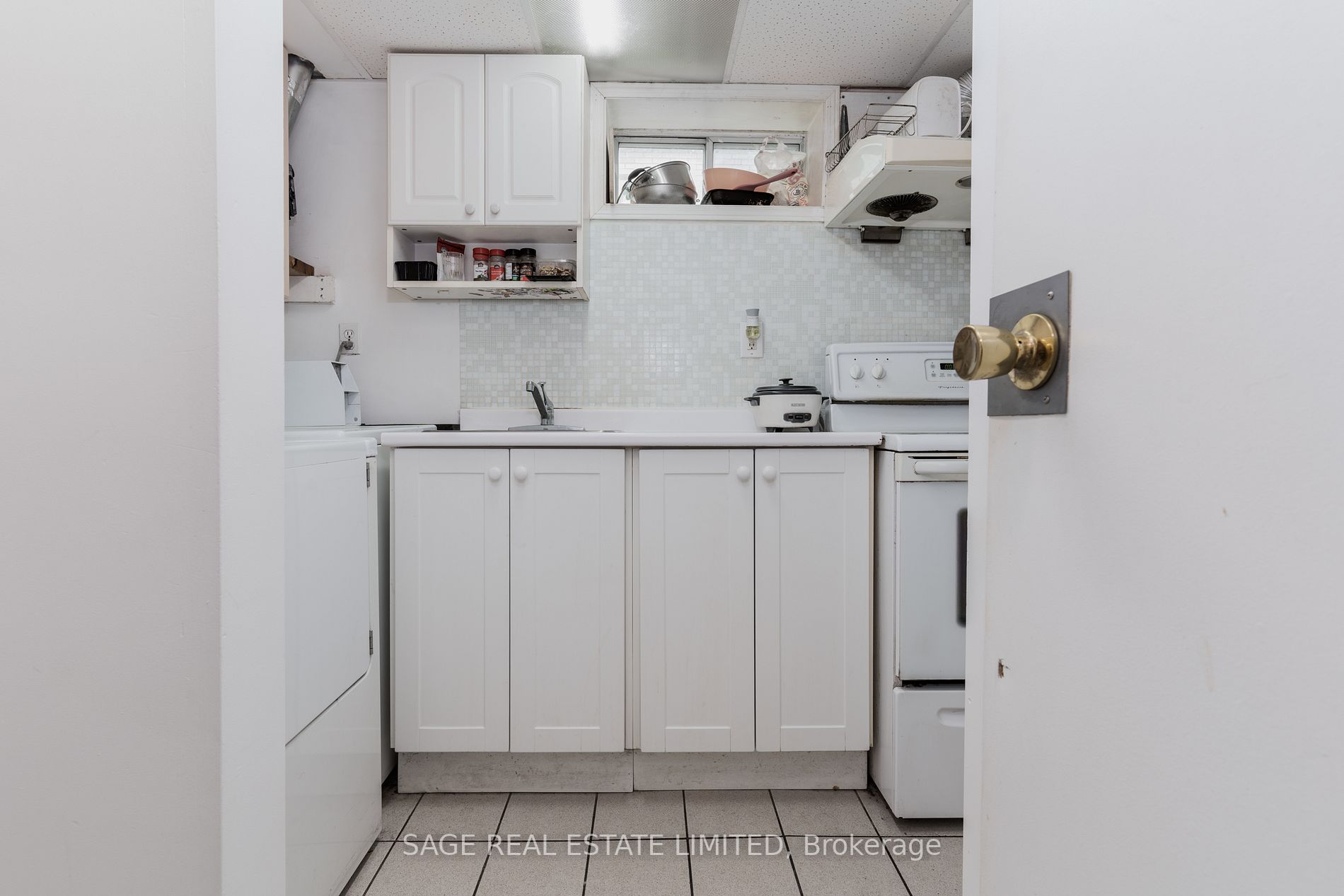Listing C6049456 - Large Photo # 15