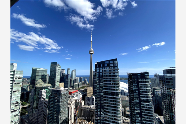 87 Peter St E, Toronto