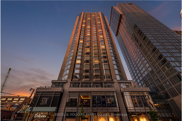 155 Yorkville Ave, Toronto