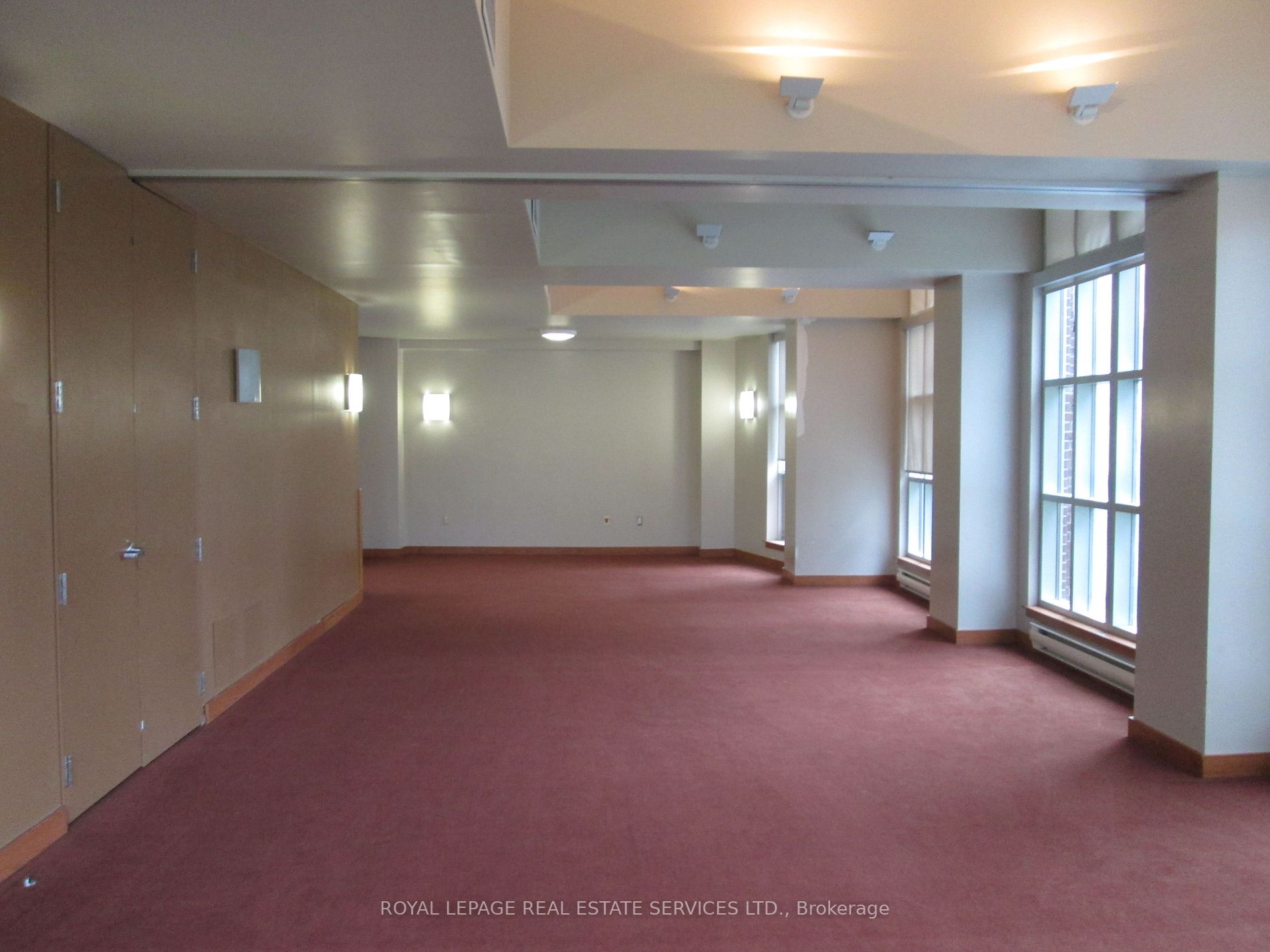 28 Fairlawn Ave, #2nd Flo