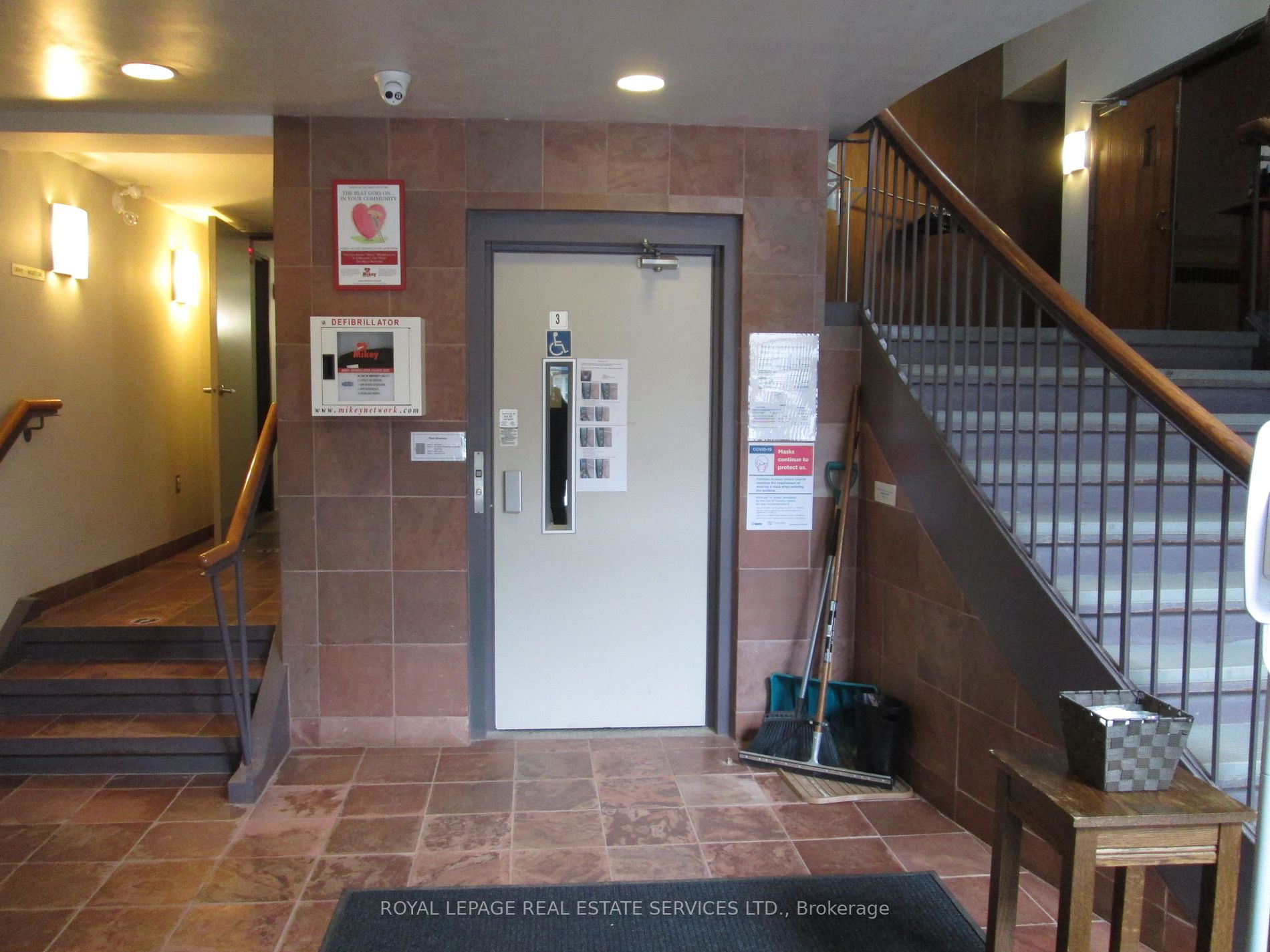 28 Fairlawn Ave, #2nd Flo