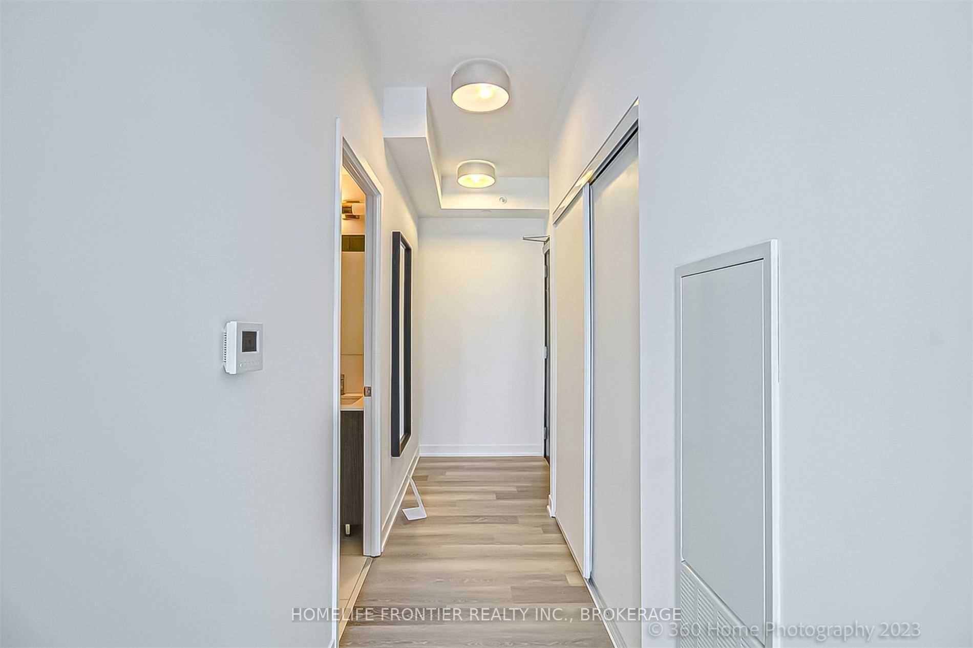 31 Tippett Rd, #731
