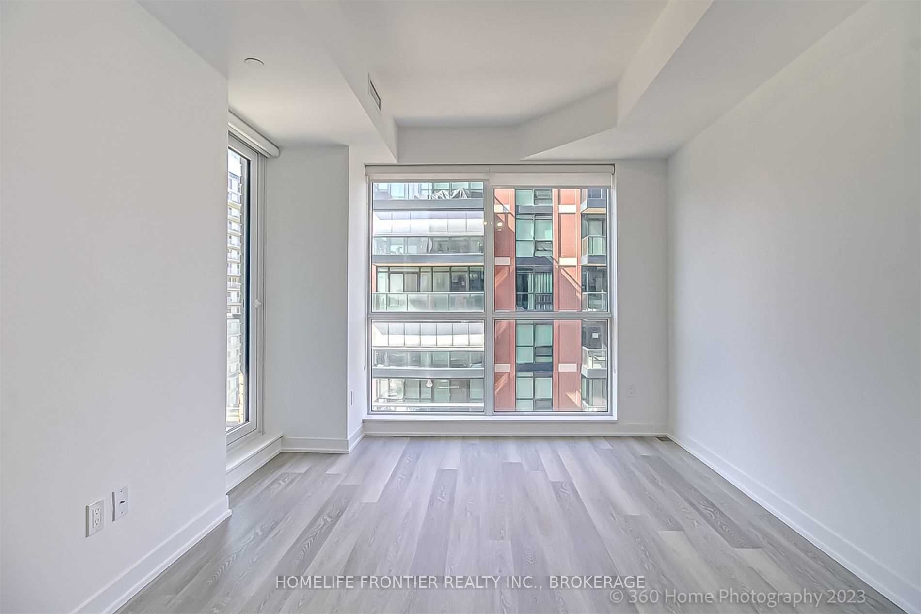 31 Tippett Rd, #731