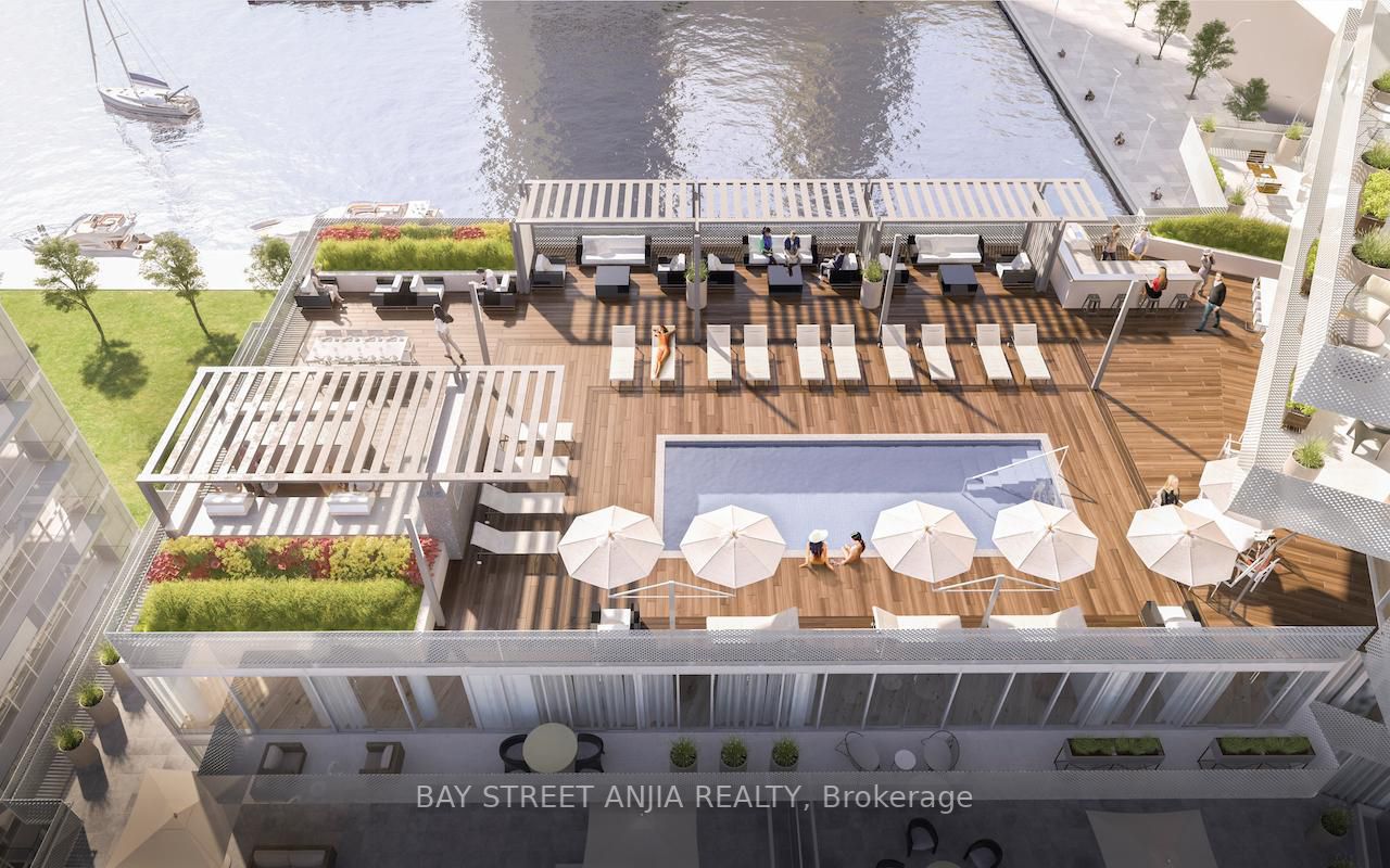 15 Queens Quay E #408