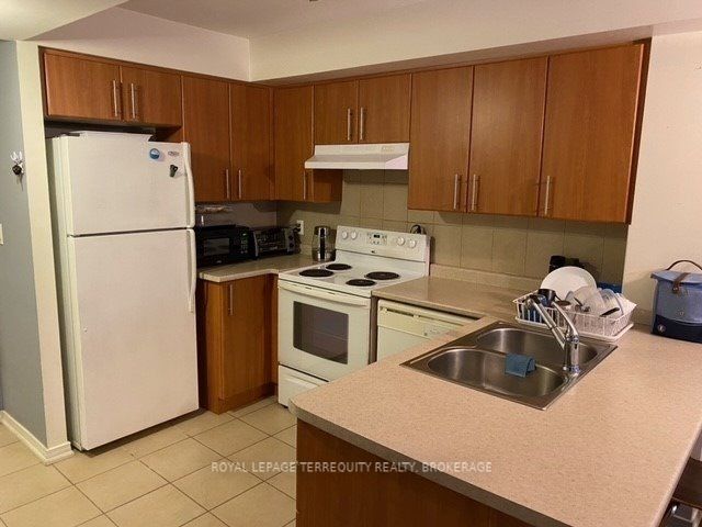 18 Valley Woods Rd, #1001
