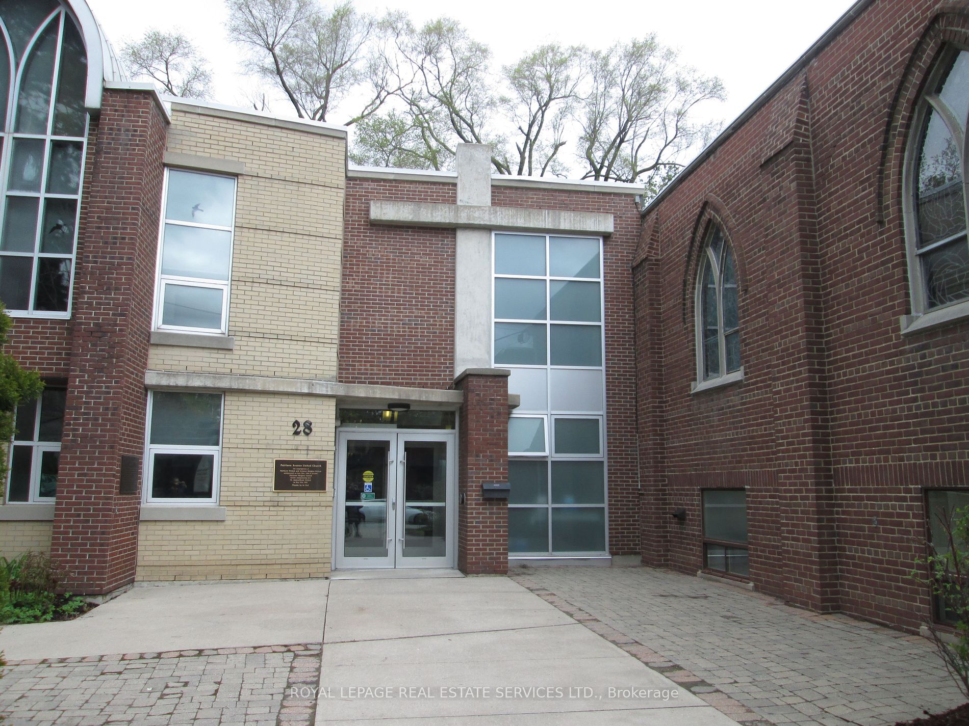28 Fairlawn Ave, #L-Ll