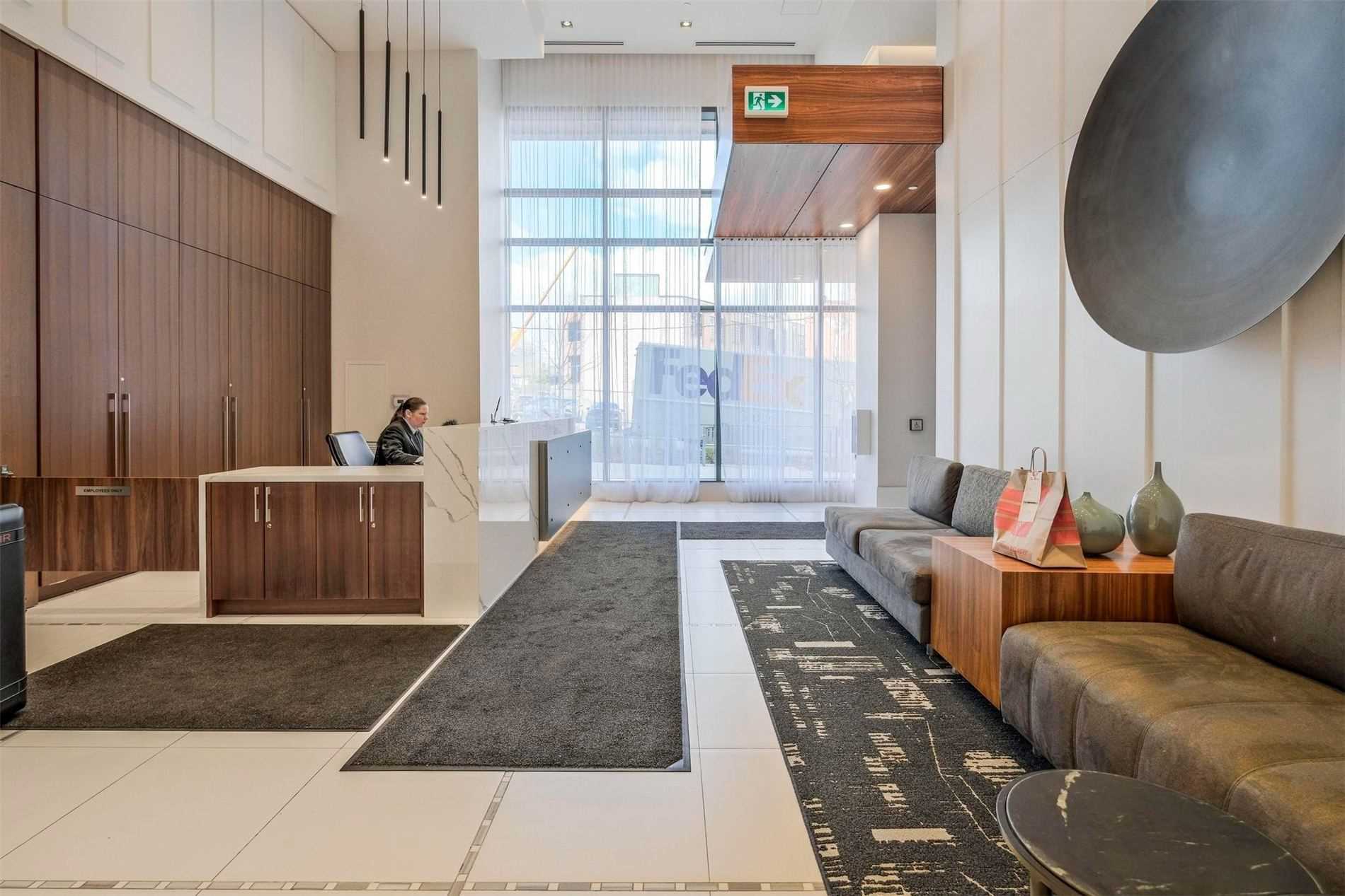 181 Bedford Rd, #1502