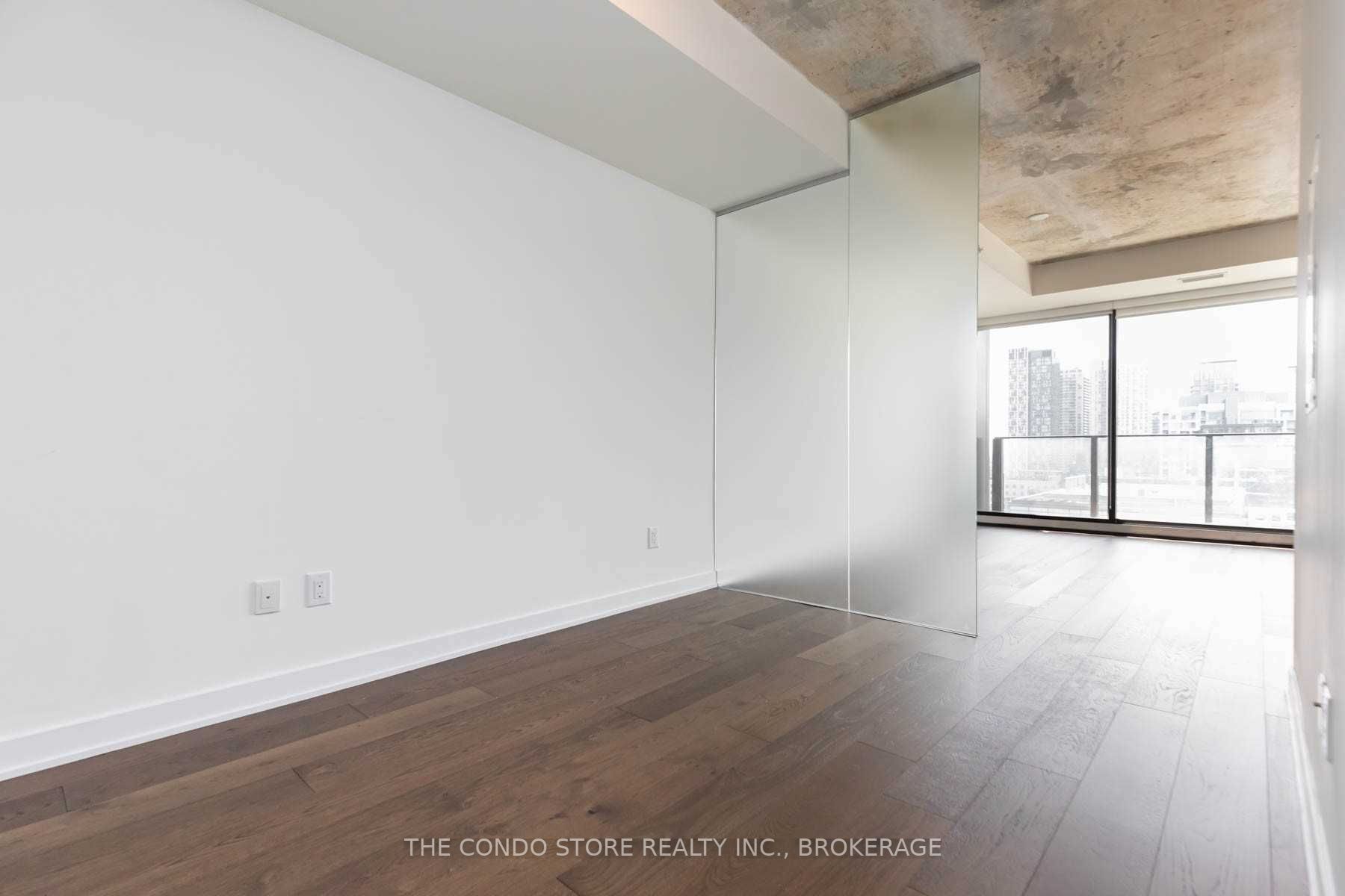 629 King Street W, #1304