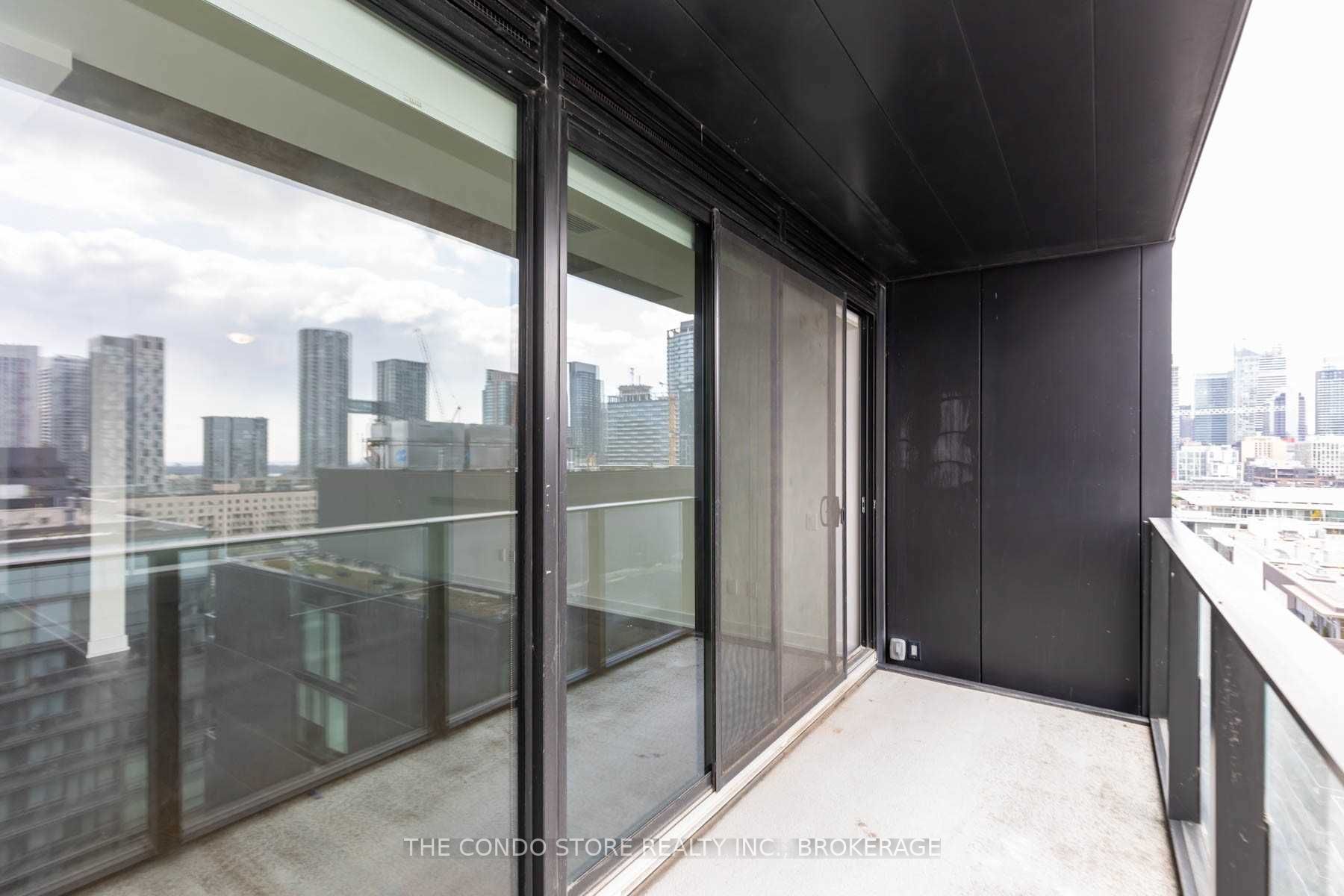 629 King Street W, #1304